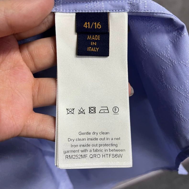 Louis Vuitton Louis Vuitton size 41 25 long sleeve shirt with blue logo b Size US XS / EU 42 / 0 - 4 Thumbnail