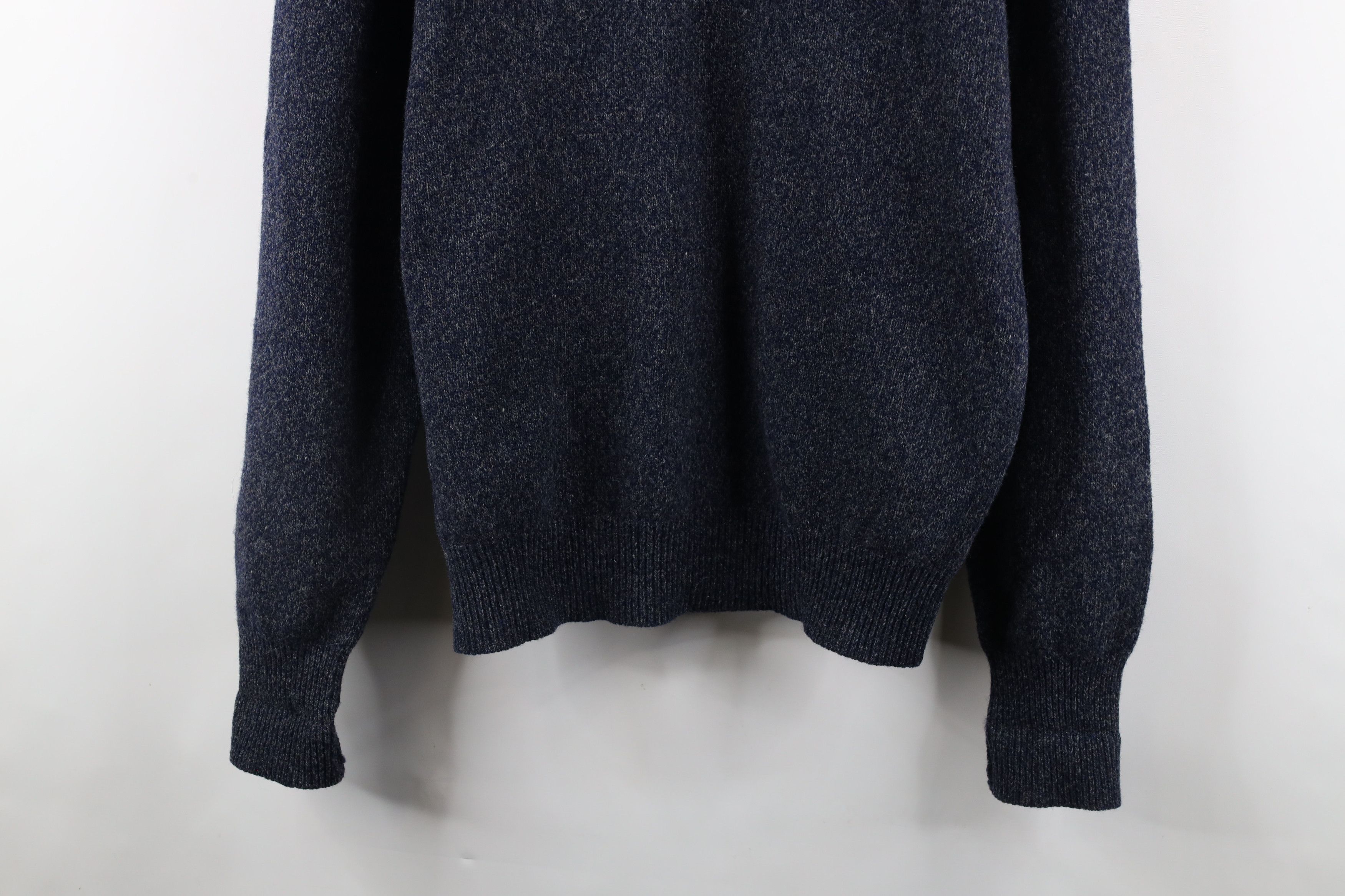 Vintage Vintage 70s Streetwear Lambswool Knit V-Neck Sweater Blue Size US L / EU 52-54 / 3 - 3 Thumbnail