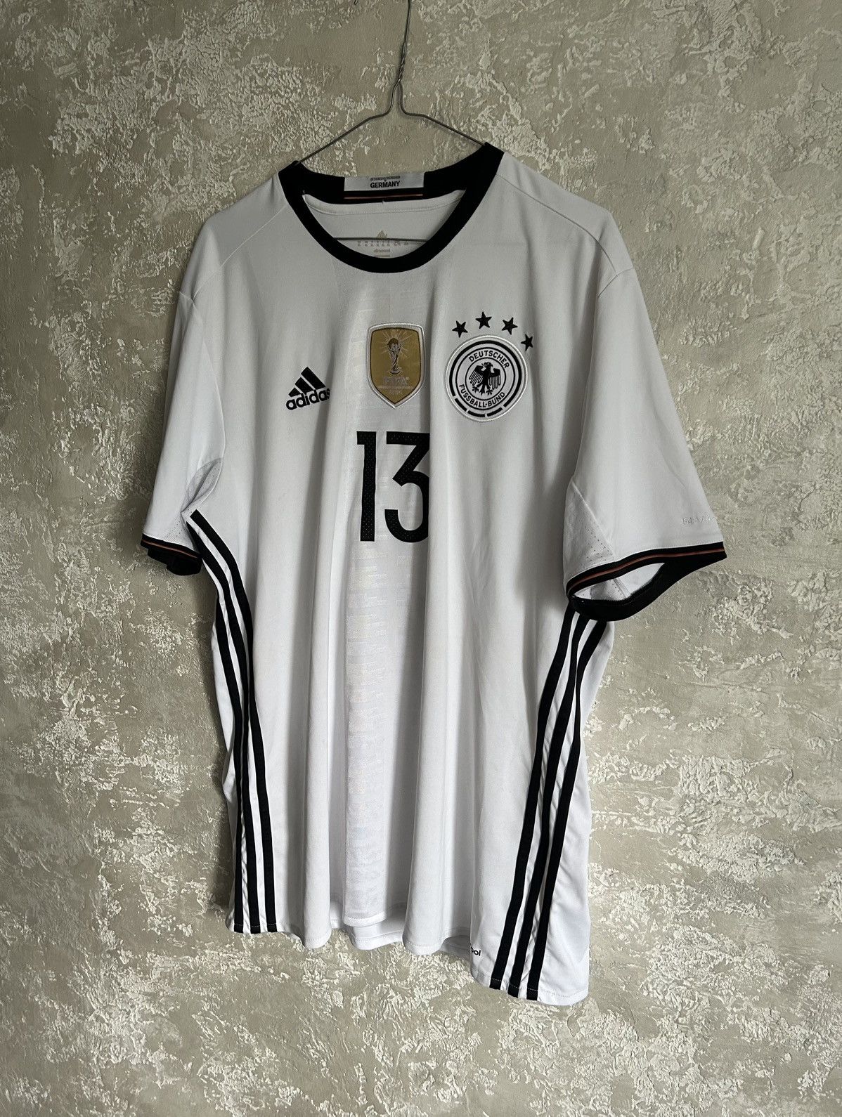 Adidas Adidas Vintage Germany Football Jersey 2015/16 Size US XL / EU 56 / 4 - 8 Thumbnail