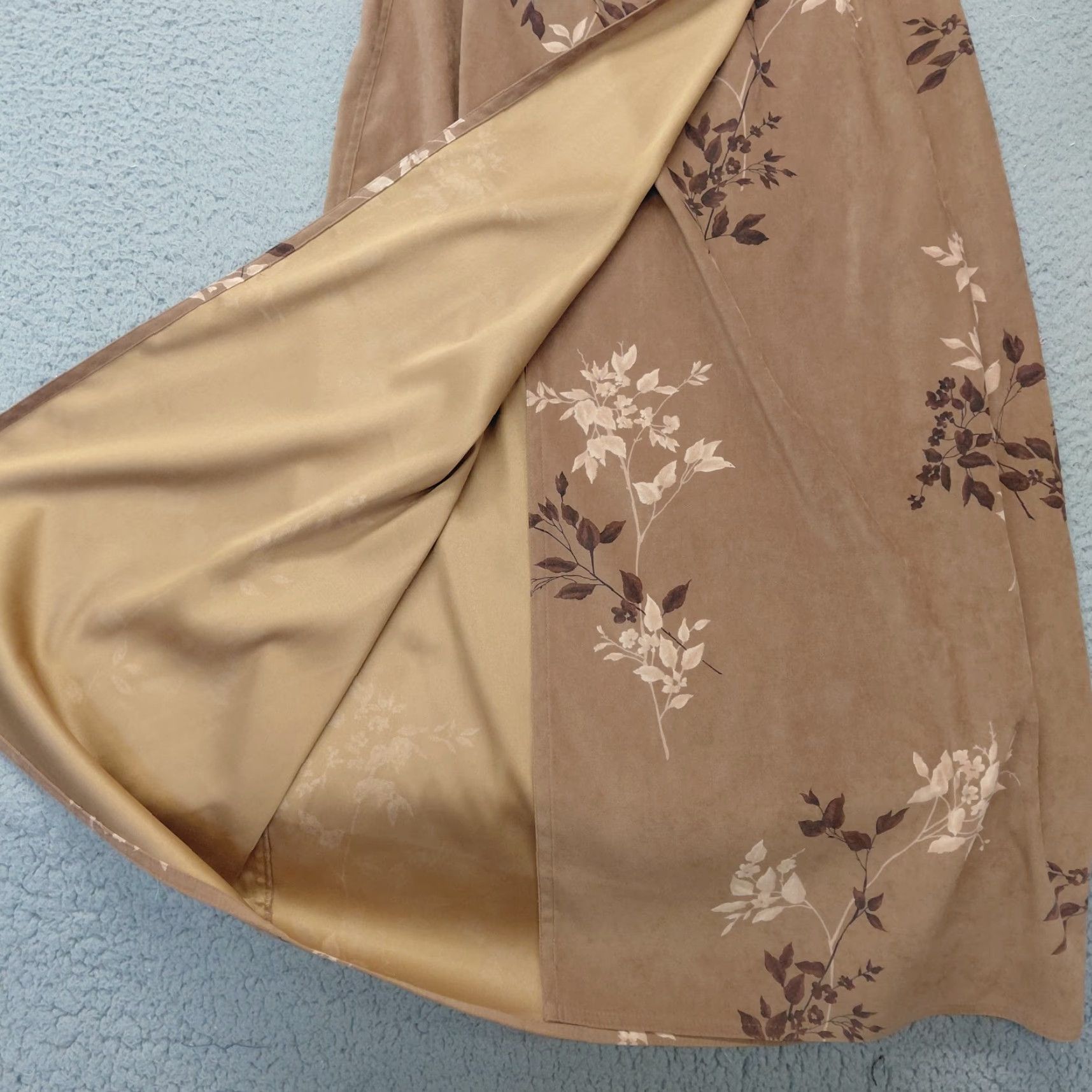 Talbots VINTAGE Talbots Skirt Women’s 10 Brown Wrap Around Faux Suede Maxi Leaves Flowers Size 32" / US 10 / IT 46 - 3 Thumbnail
