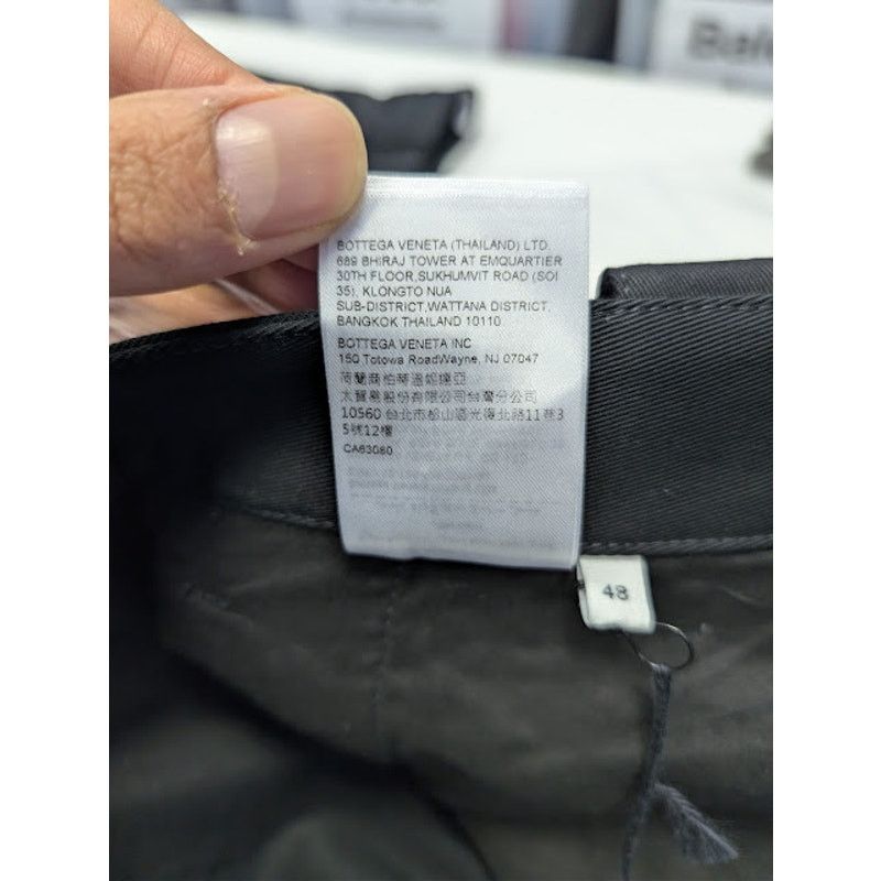Bottega Veneta o1rshd1 Q:2 / Cotton Twill Shorts in Black Size US 32 / EU 48 - 22 Thumbnail