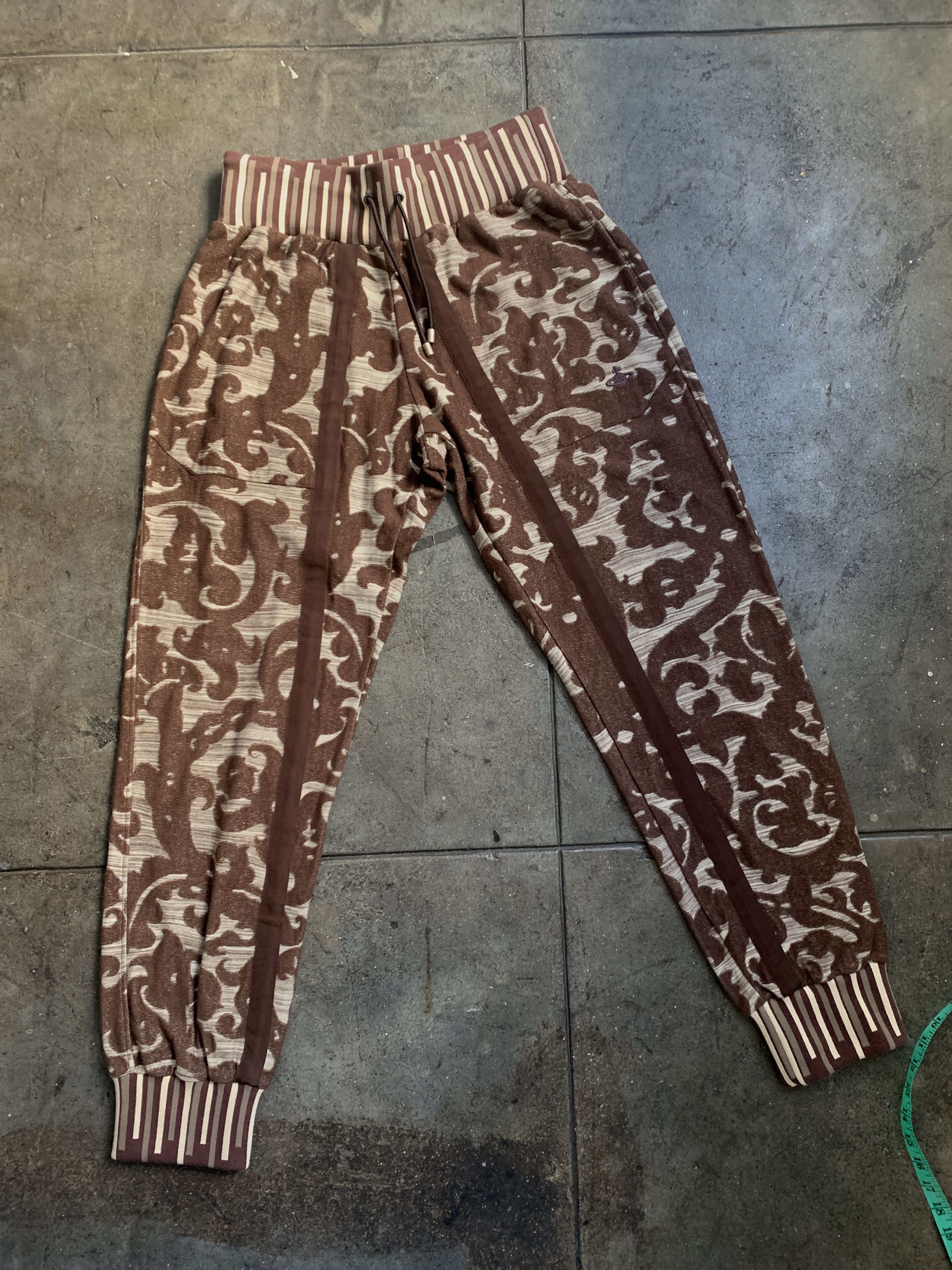 2016 Men's Persian Rug Sweatpants w/ Taping and Texture