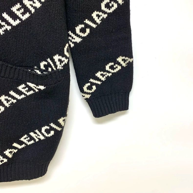 Balenciaga Balenciaga Black and white bullet screen full print cardiga Size US S / EU 44-46 / 1 - 6 Thumbnail