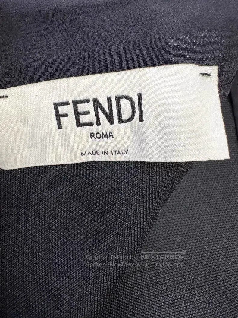 Fendi Fendi Black Pencil Skirt with Logo and Gold Buttons, Split Size 24" / US 00 / IT 34 - 7 Thumbnail