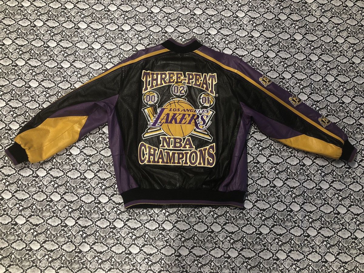 G-III vintage Los Angeles Lakers "three-peat" leather jacket Size US L / EU 52-54 / 3 - 2 Thumbnail