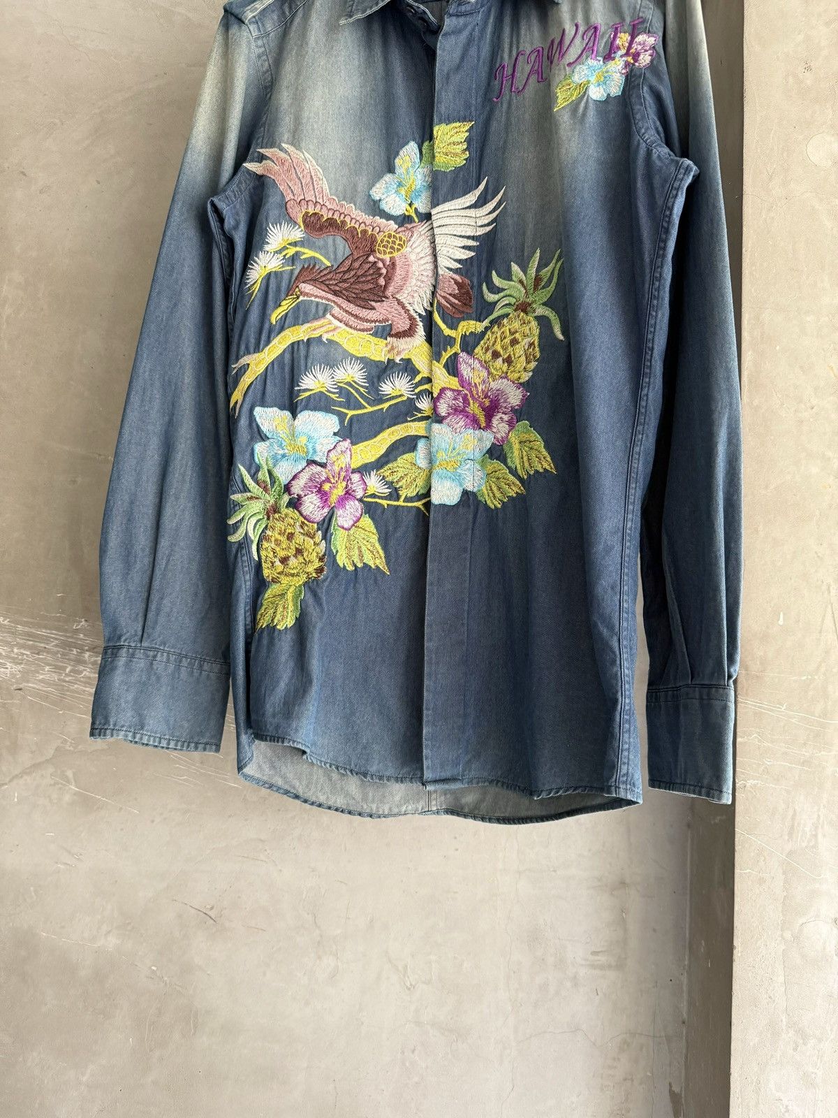 Dolce & Gabbana DOLCE&GABBANA 2005SS Eagle Embroidered Denim Shirt Jacket Size US S / EU 44-46 / 1 - 3 Thumbnail