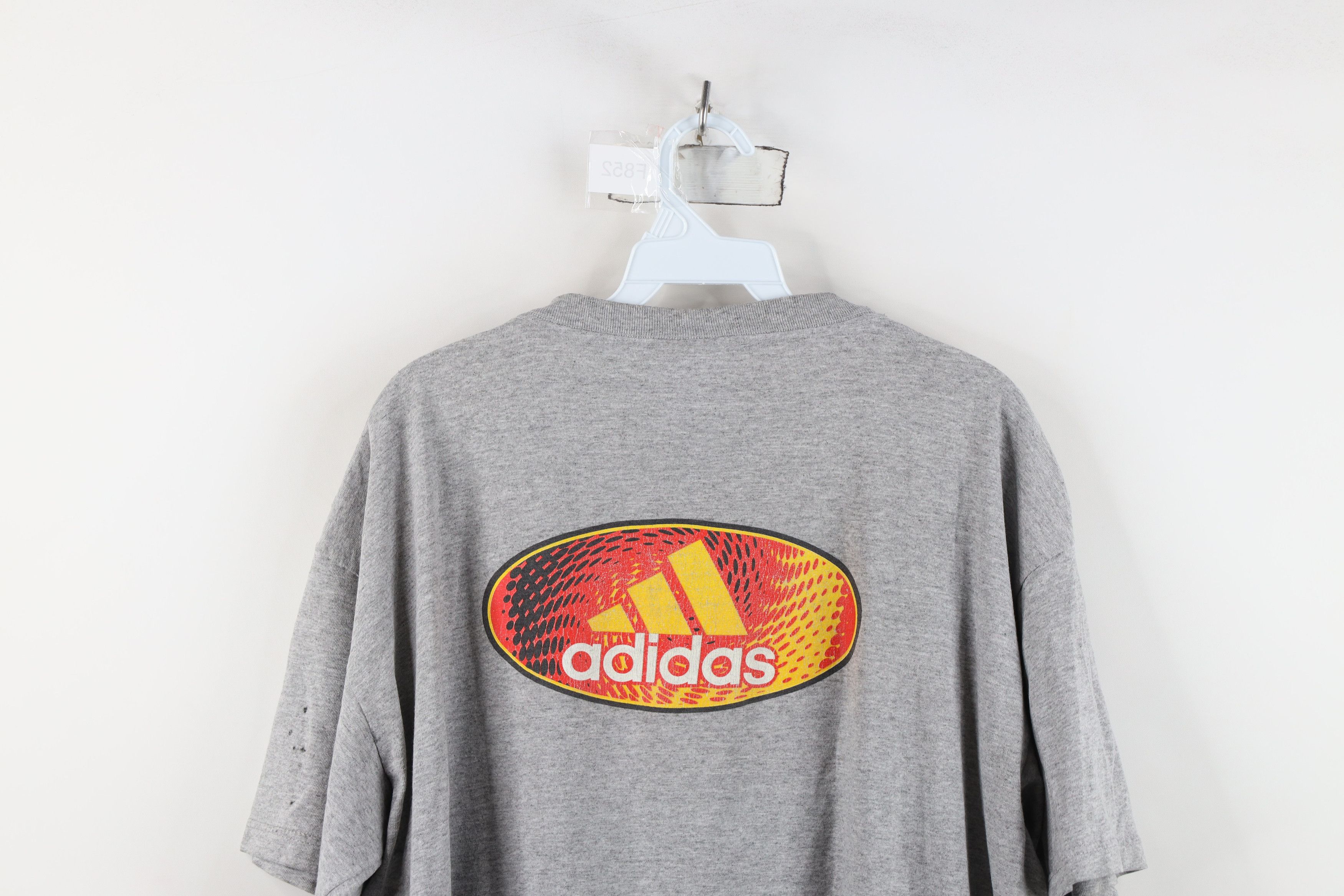 Adidas Vintage 90s Adidas Spell Out Center Logo T-Shirt Gray USA Size US L / EU 52-54 / 3 - 13 Thumbnail