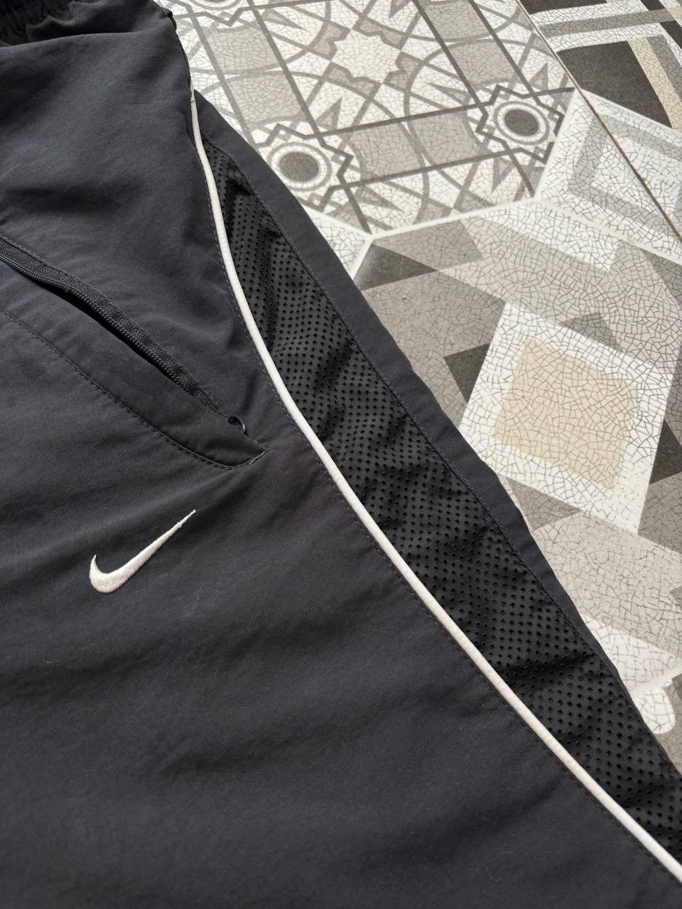 Nike Nike Vintage shorts nylon drill Y2K Size US 34 / EU 50 - 5 Thumbnail