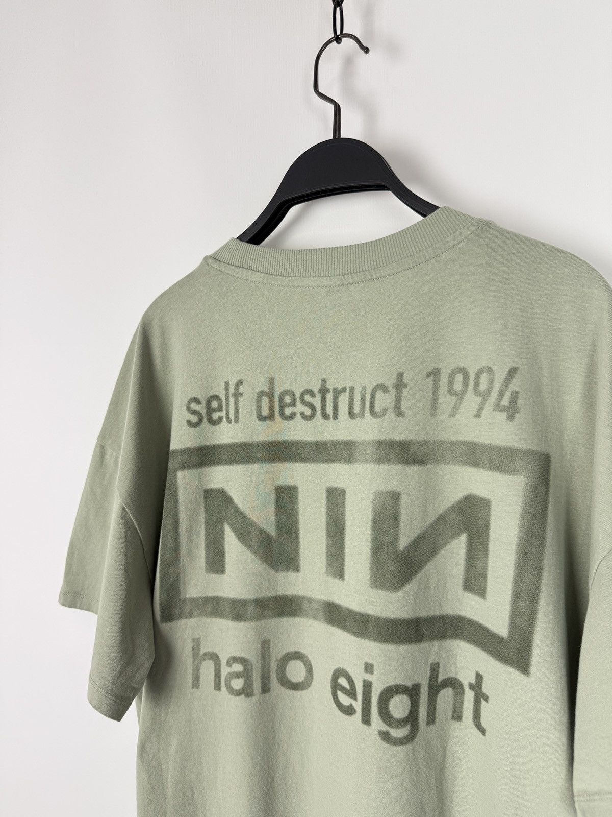 Band Tees H&M x Nine Inch Nails The Downward Spiral Boxy Tee Size US L / EU 52-54 / 3 - 5 Thumbnail