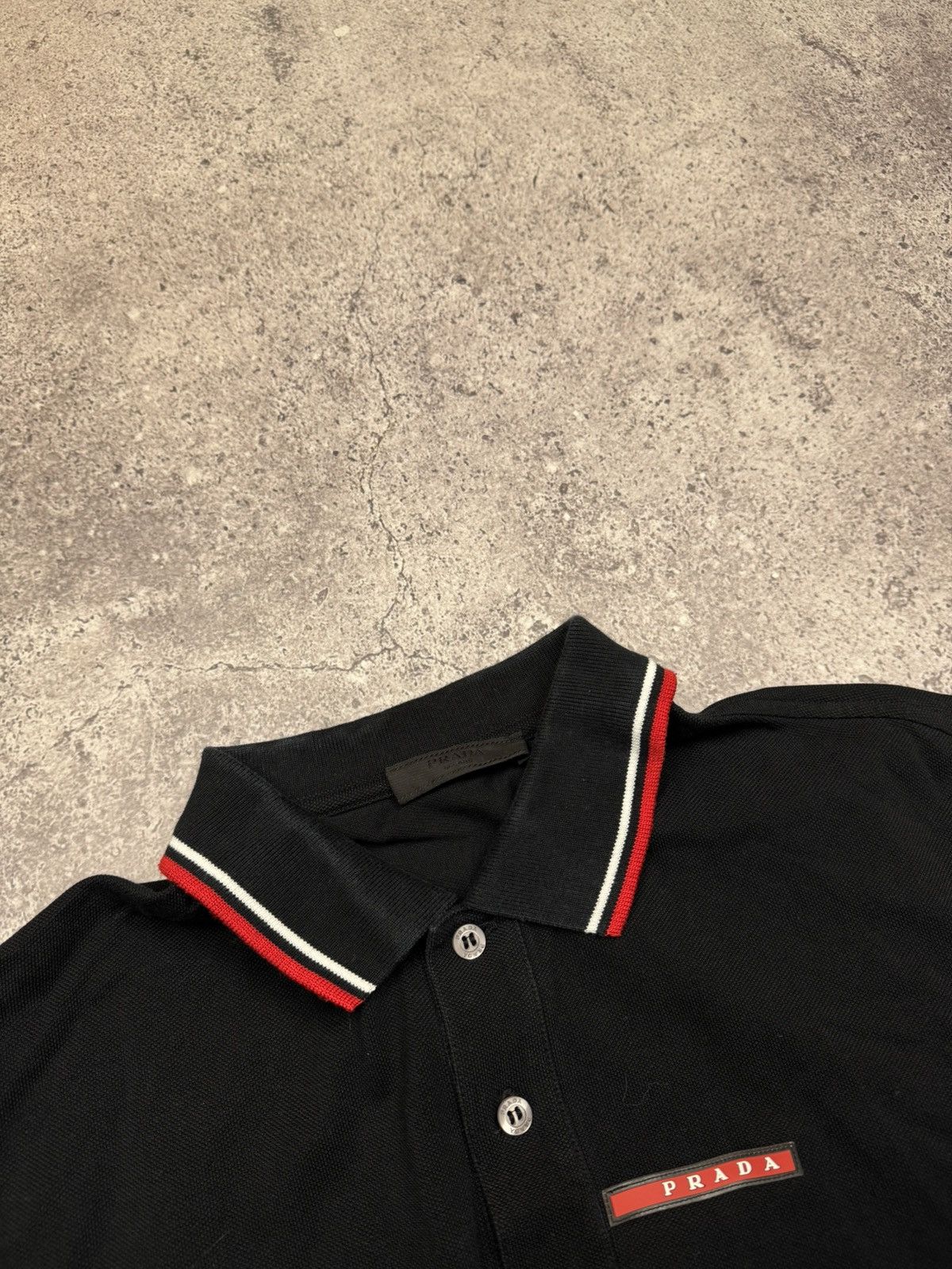Prada Prada Red Tab Polo T Shirt Black Size US S / EU 44-46 / 1 - 6 Thumbnail