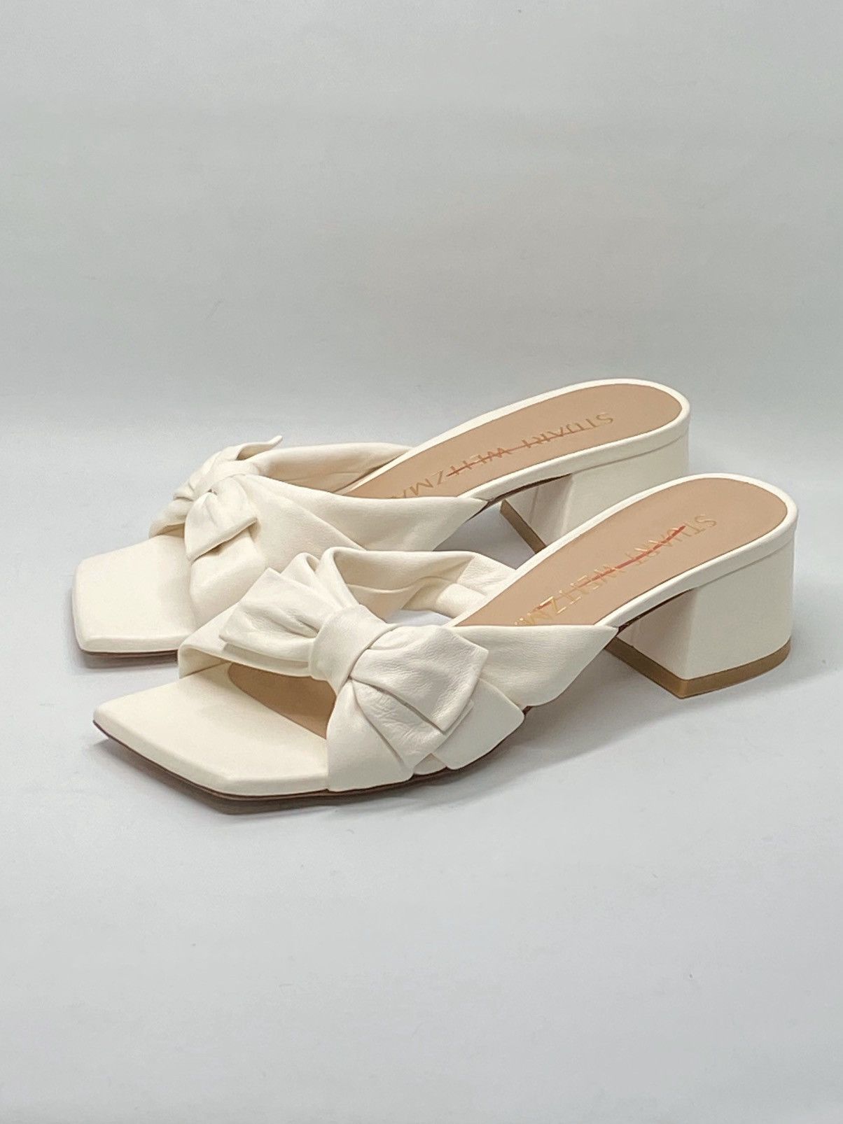 Stuart Weitzman Stuart Weitzman Slip On Bow Sandals size 7 Size US 7 / IT 37 - 4 Thumbnail