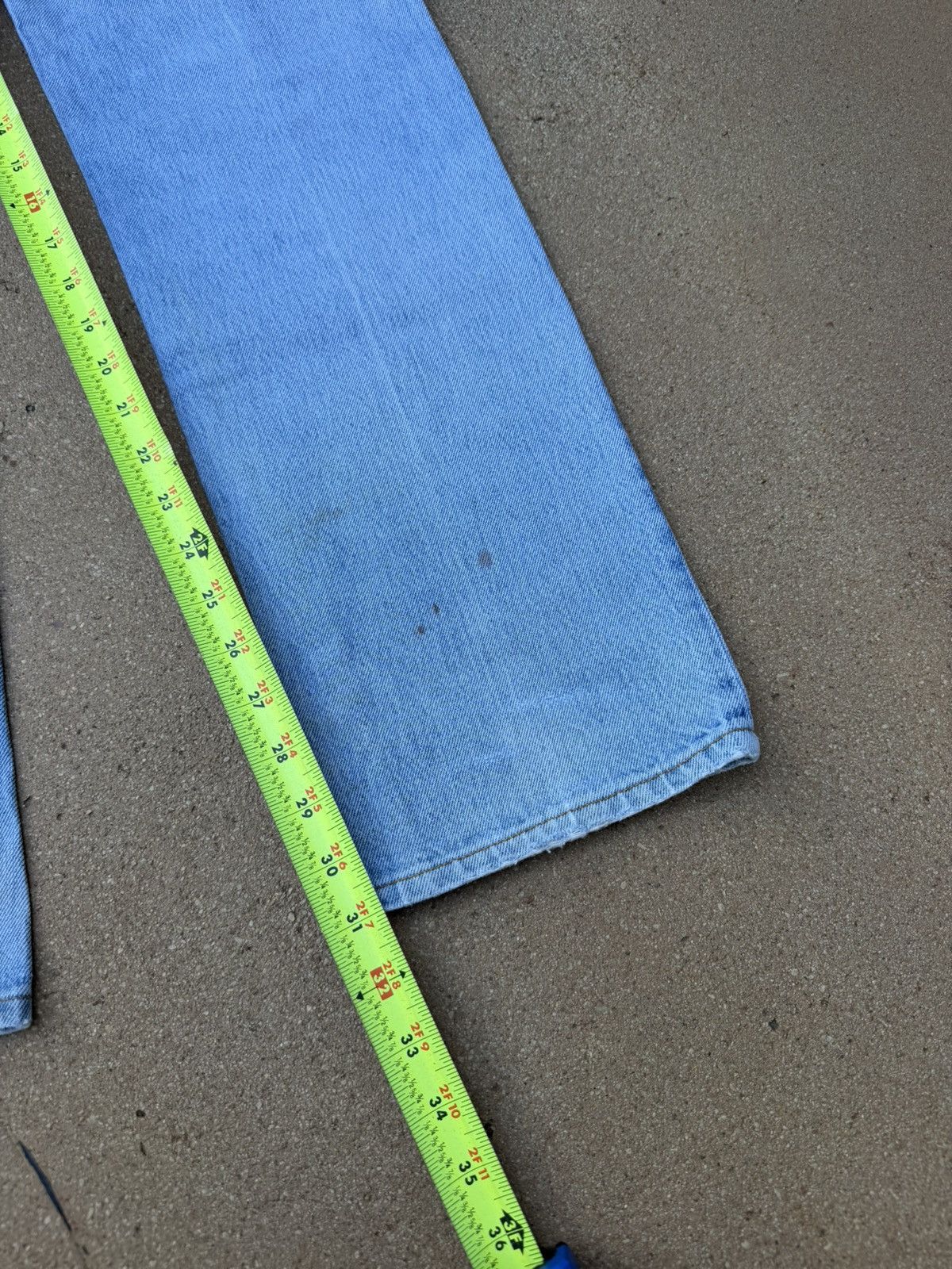Levi's Vintage 90s Levi’s 501xx Buttonfly Straight Jeans 31x31 Size US 31 - 10 Thumbnail
