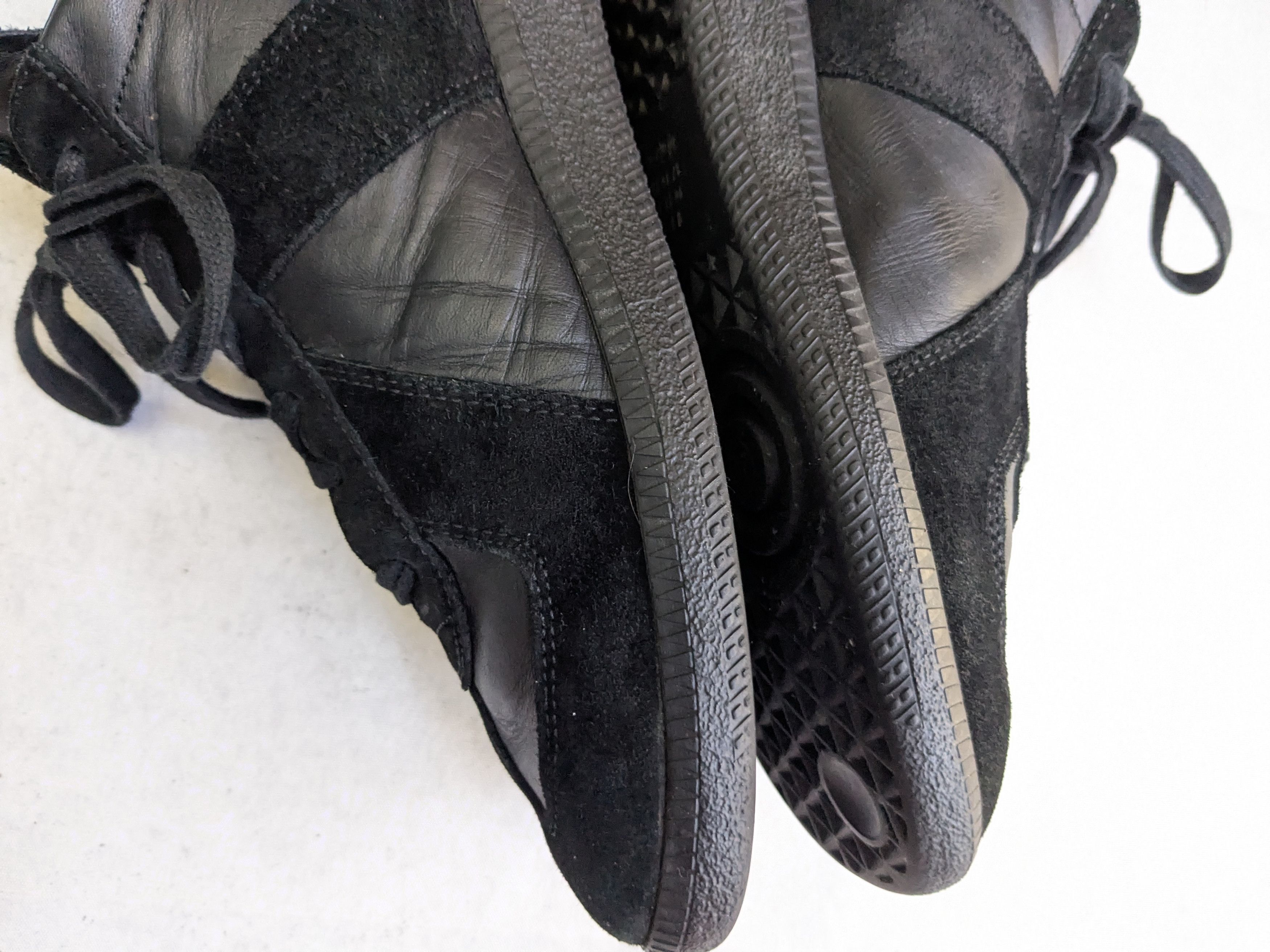 Maison Margiela Maison Margiela GAT Replica Black 9.5 42.5 Low Tops Size US 9.5 / EU 42-43 - 9 Thumbnail