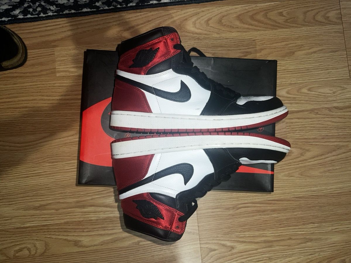 Nike NIKE BLACK TOE JORDAN 1 Mens 9 Size US 9 / EU 42 - 3 Thumbnail