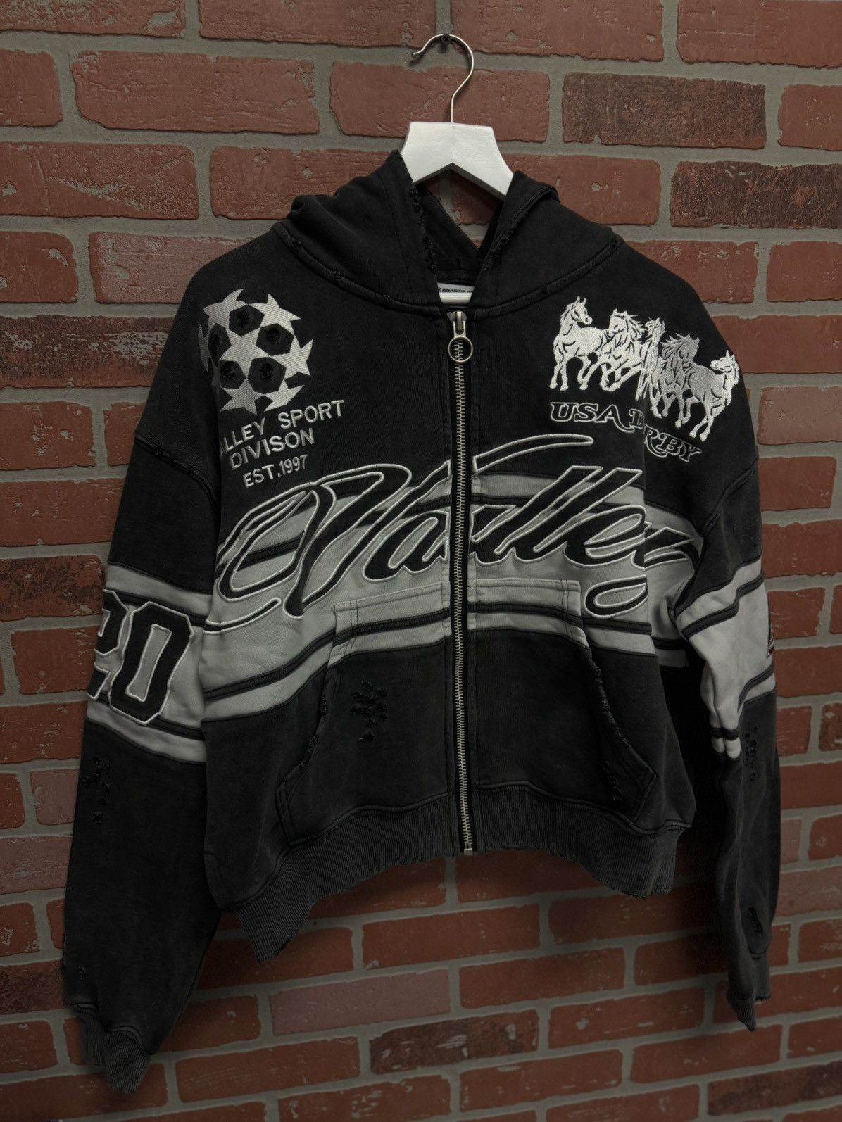 Vale Valley Hoodie Black White Size Small (NEW) Size US S / EU 44-46 / 1 - 3 Thumbnail