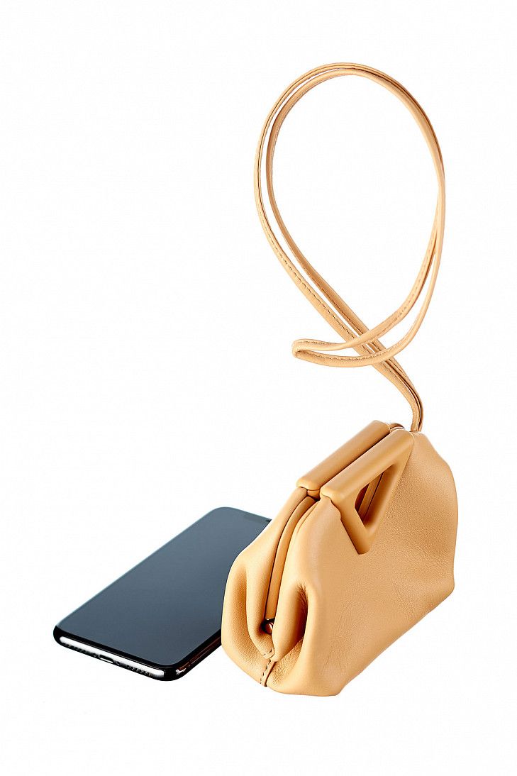 Bottega Veneta o1n1vont0525 Size: OS / Coin Purse in Orange Size ONE SIZE - 5 Thumbnail