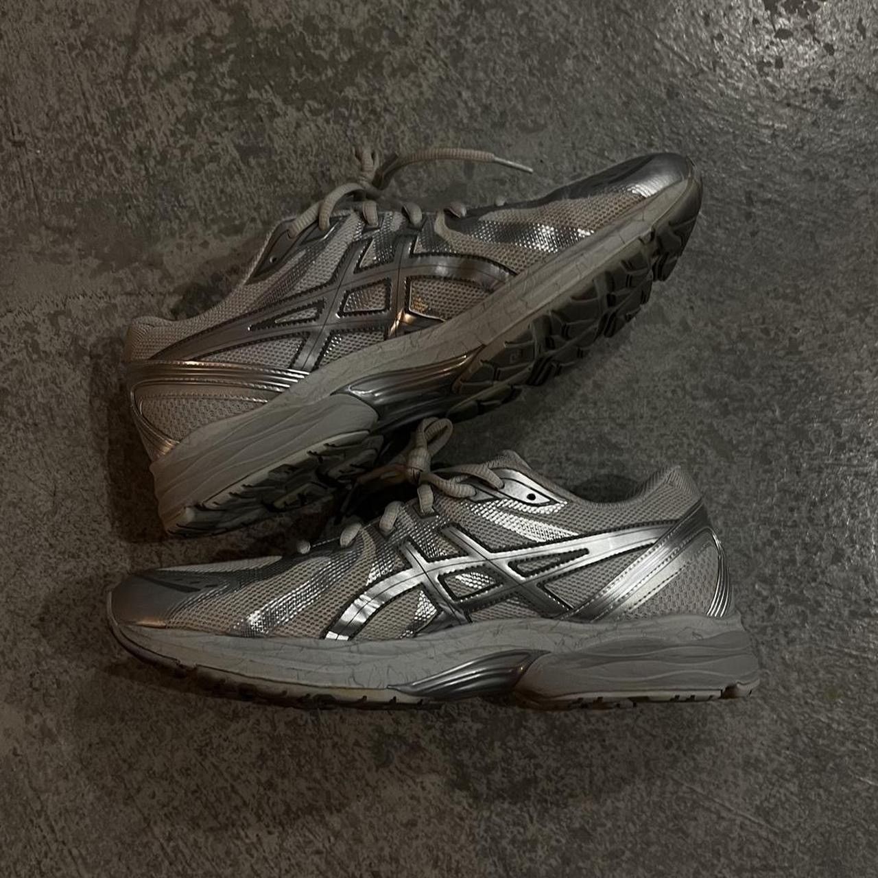 Asics Gel Flux 4 Light Grey Silver ‘ASICS’ Size US 10.5 / EU 43-44 - 2 Thumbnail