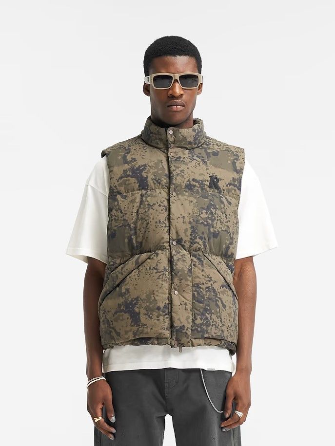 Represent Clo. Never Worn* Represent Puffer Gilet Camo-MILITARY STREETWEAR Size US M / EU 48-50 / 2 - 1 Thumbnail