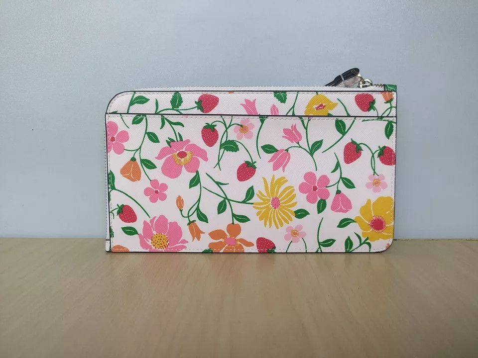 Kate Spade Kate Spade Lucy Strawberry Garden L-Zip Wristlet T-0006 Size ONE SIZE - 2 Thumbnail
