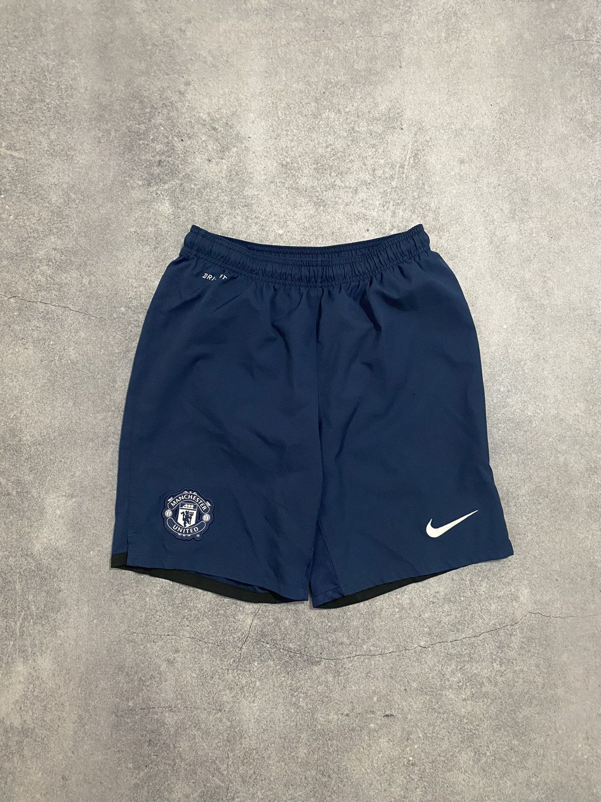 Nike × Vintage Vintage Nike Manchester United Dri-Fit Shorts Size US 32 / EU 48 - 1 Thumbnail
