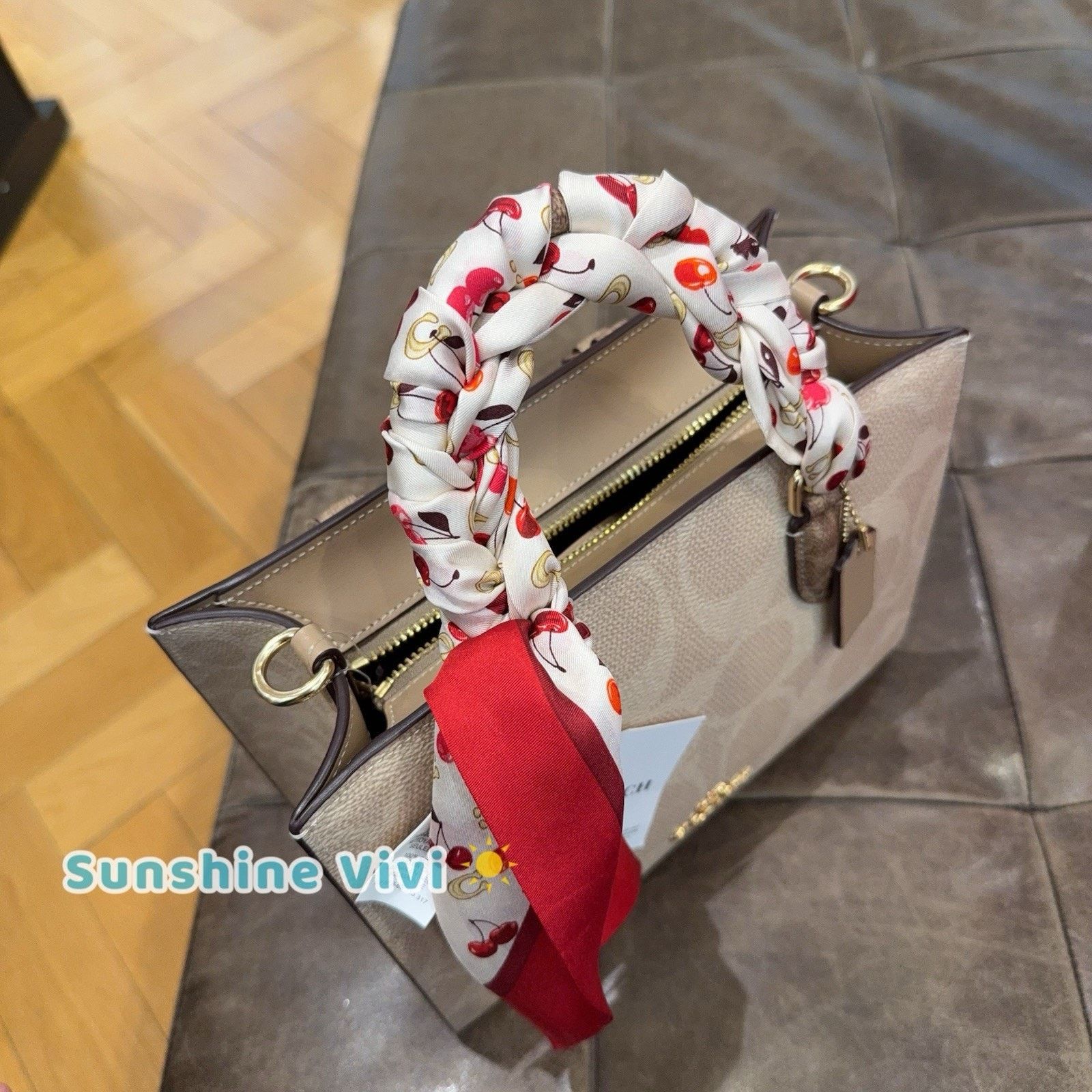 Coach NWT Bundle Coach cherry Scarf cdg77 CY676 Small Maggie Tote Size ONE SIZE - 4 Thumbnail