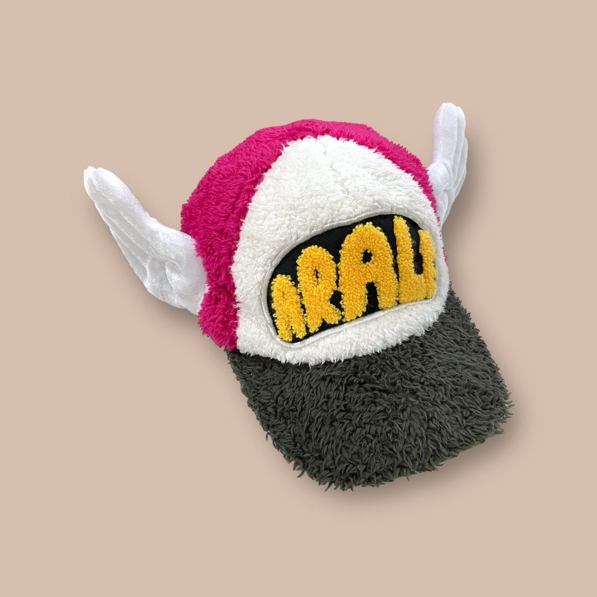 Anime Vintage 2008 Dr.Slumps "ARALE" Wings Fur Hat Size ONE SIZE - 1 Thumbnail