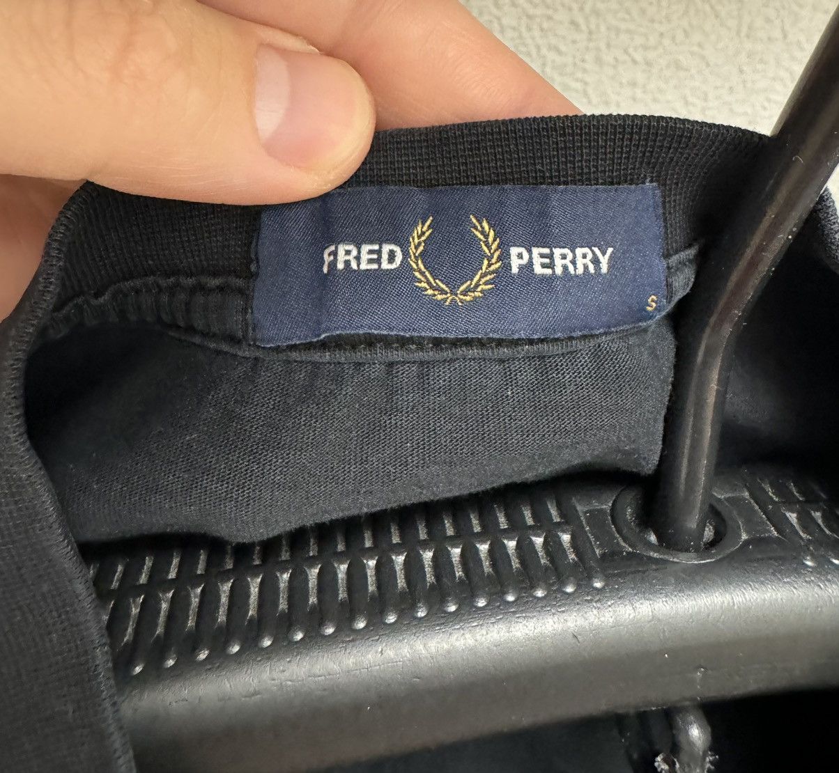 Fred Perry Fred Perry black t-shirt S sz Size US S / EU 44-46 / 1 - 7 Thumbnail