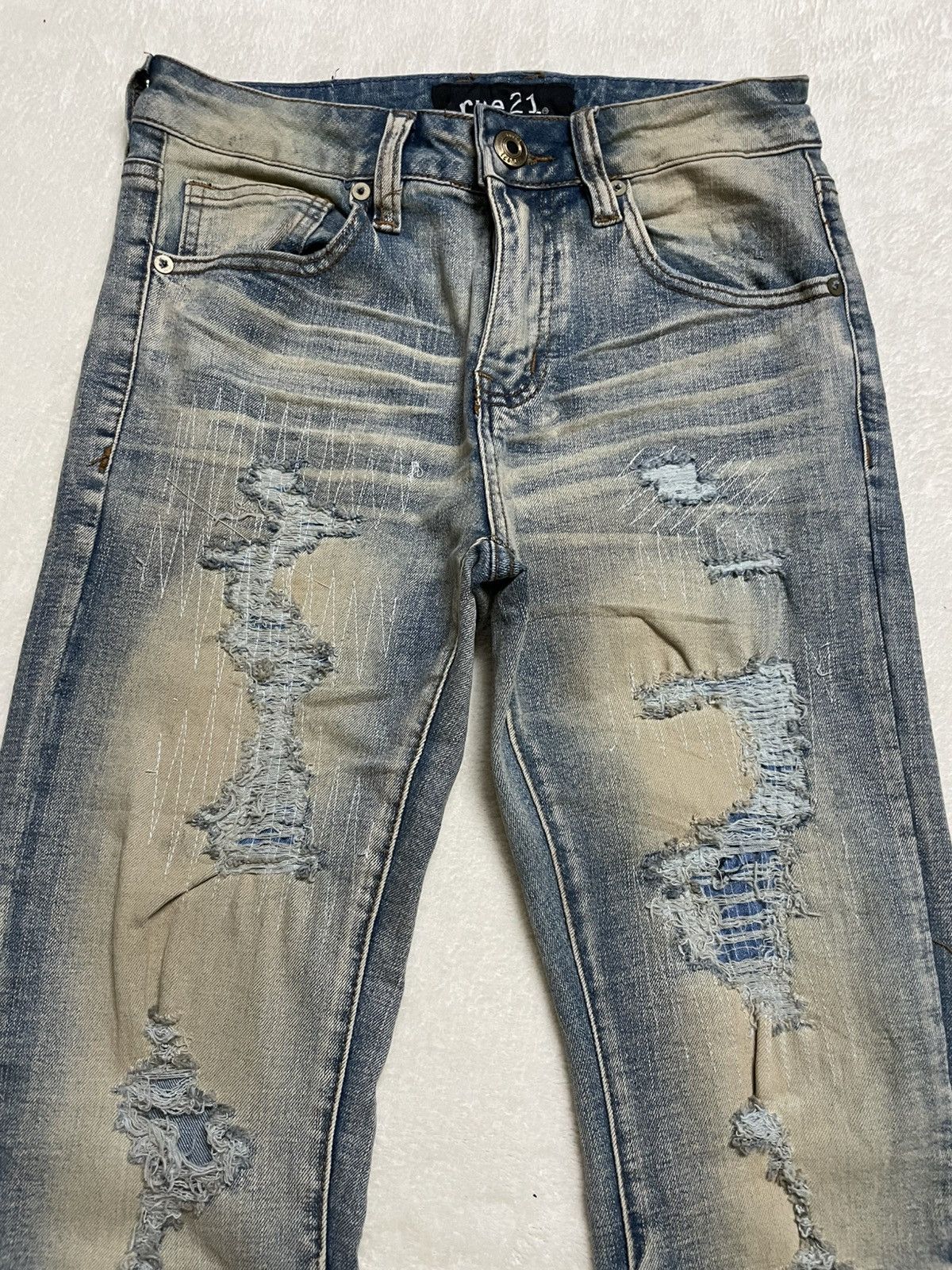 rue21 Vintage Rue21 Skinny Distress Ripped Mudwash Jeans Size US 27 - 2 Thumbnail