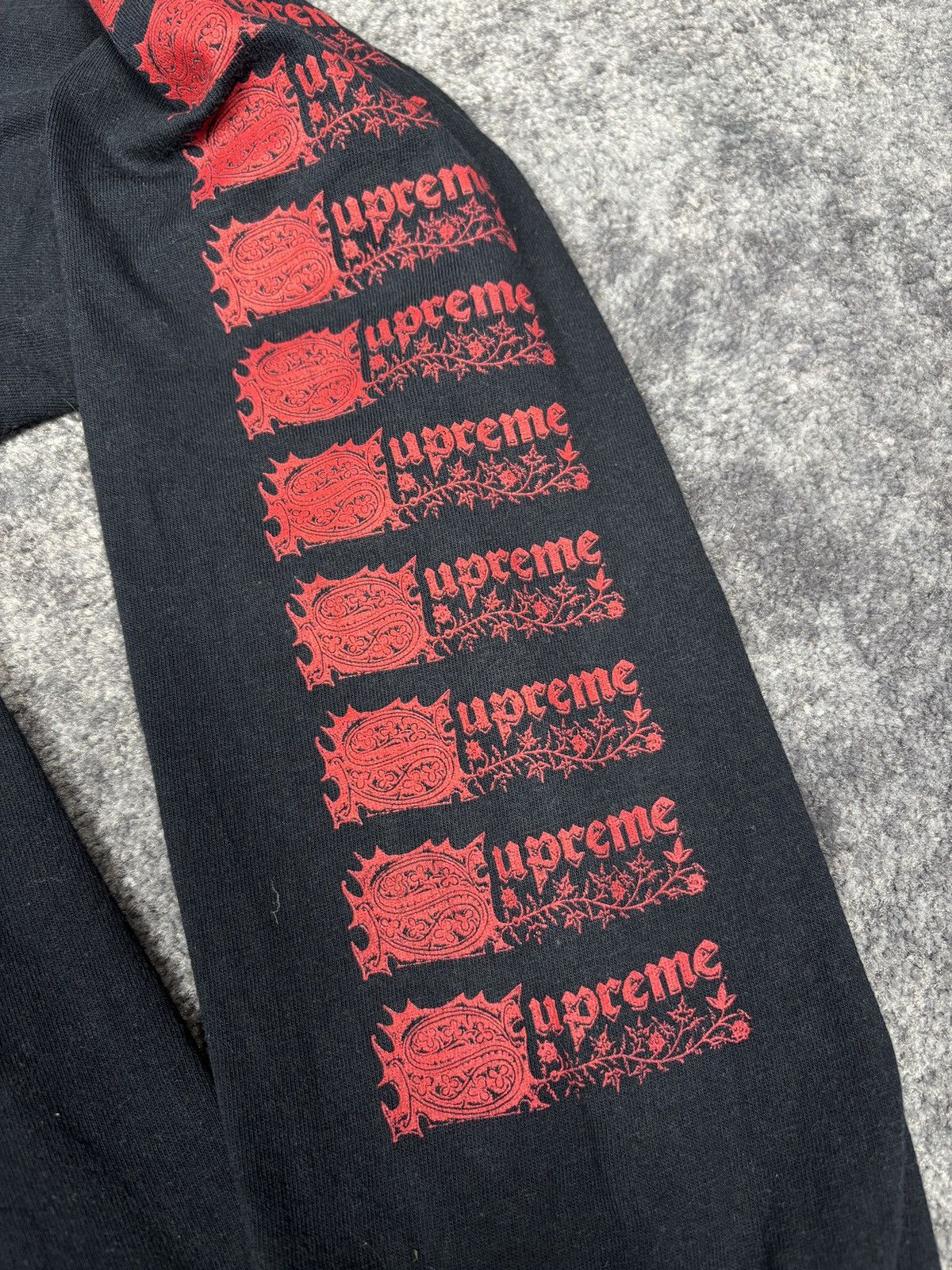 Supreme Supreme Saint Sebastian L/S Medieval Graphic Long Sleeve Size US M / EU 48-50 / 2 - 5 Thumbnail