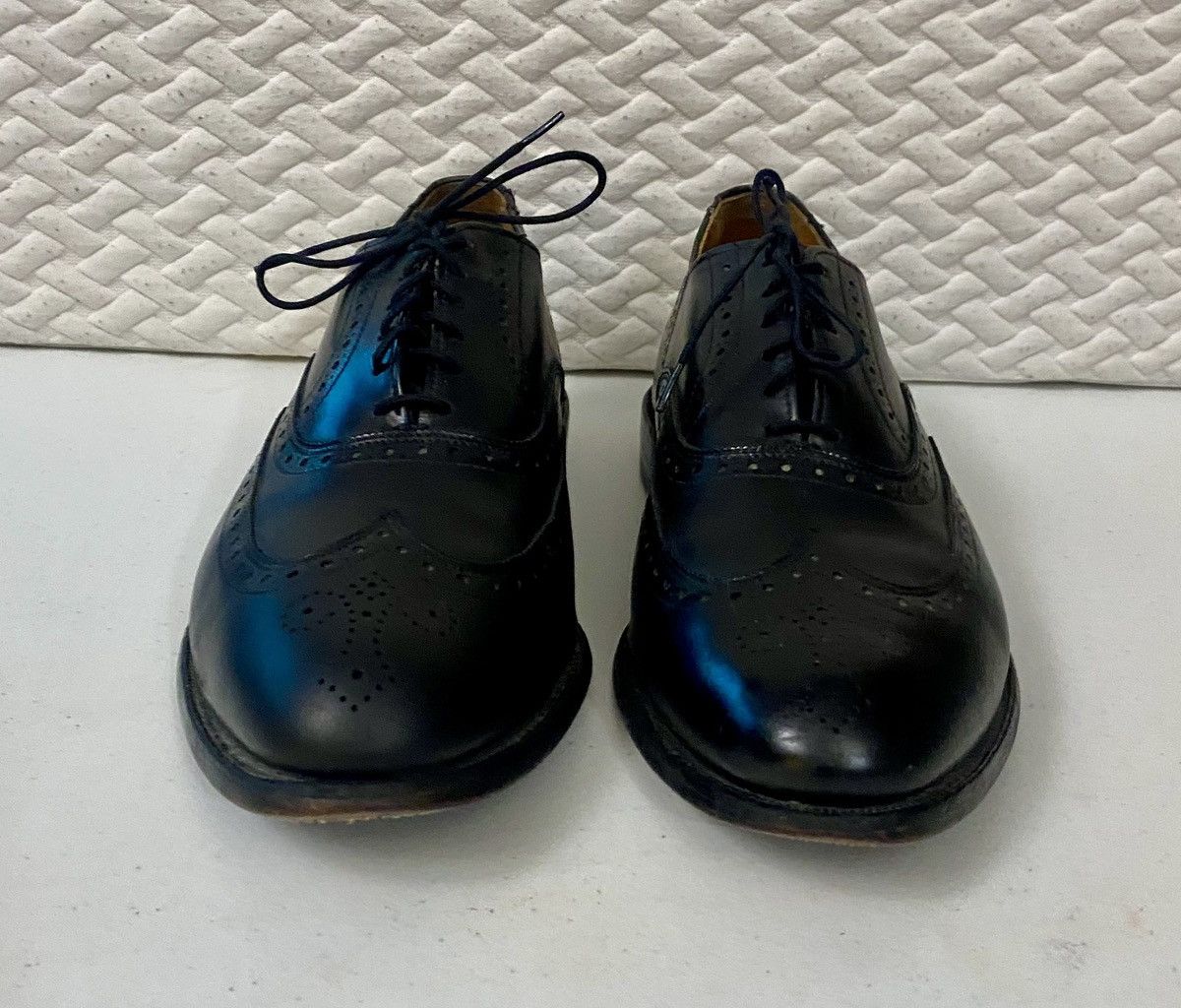 Allen Edmonds Allen Edmonds Chester 1903 Black Leather Wingtip Oxfords 9 E Size US 9 / EU 42 - 15 Thumbnail