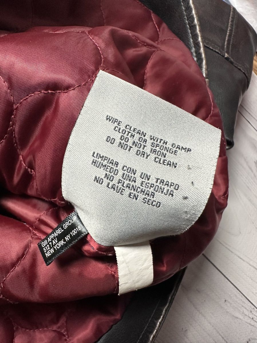 Levi's Vintage Clothing × Vintage Vintage Levi’s Leather Jacket size L logo Size US L / EU 52-54 / 3 - 9 Thumbnail