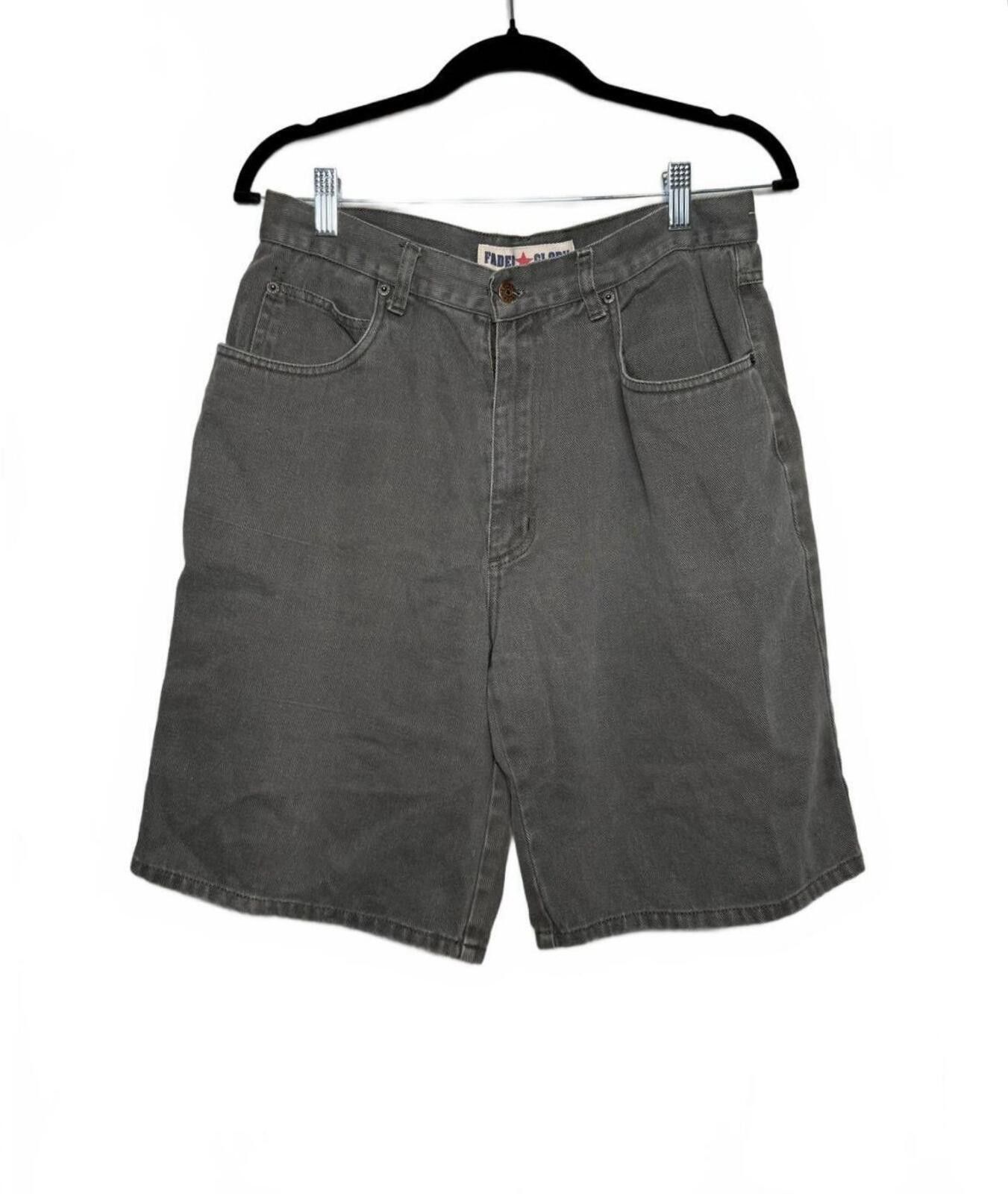 Other Vintage Men's Basic Dark Olive Green Denim Shorts Size 32 Size US 32 / EU 48 - 1 Thumbnail