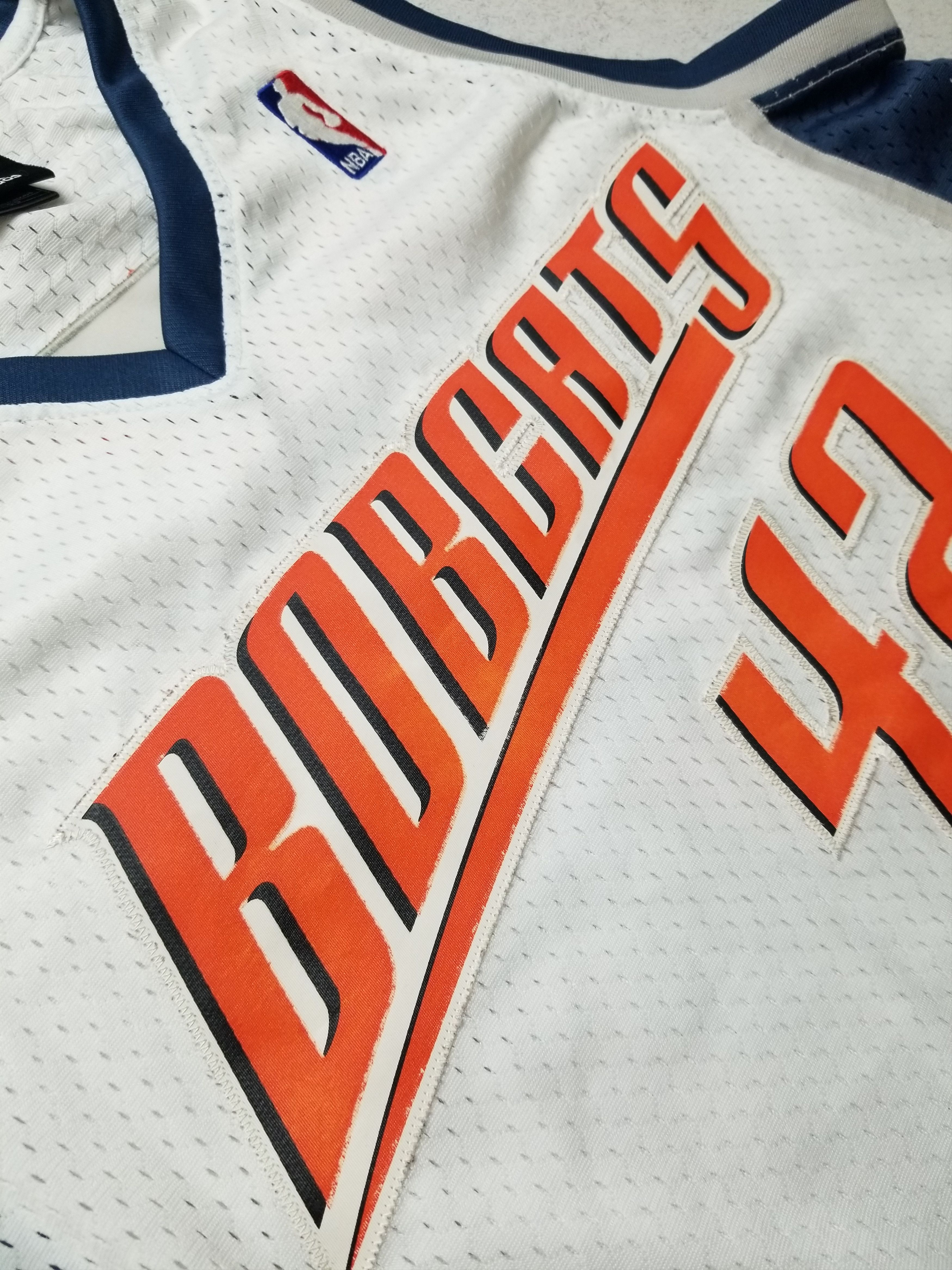 Adidas VTG Adidas Charlotte Bobcats #42 Sean May NBA Sewn Jersey Size US L / EU 52-54 / 3 - 12 Thumbnail