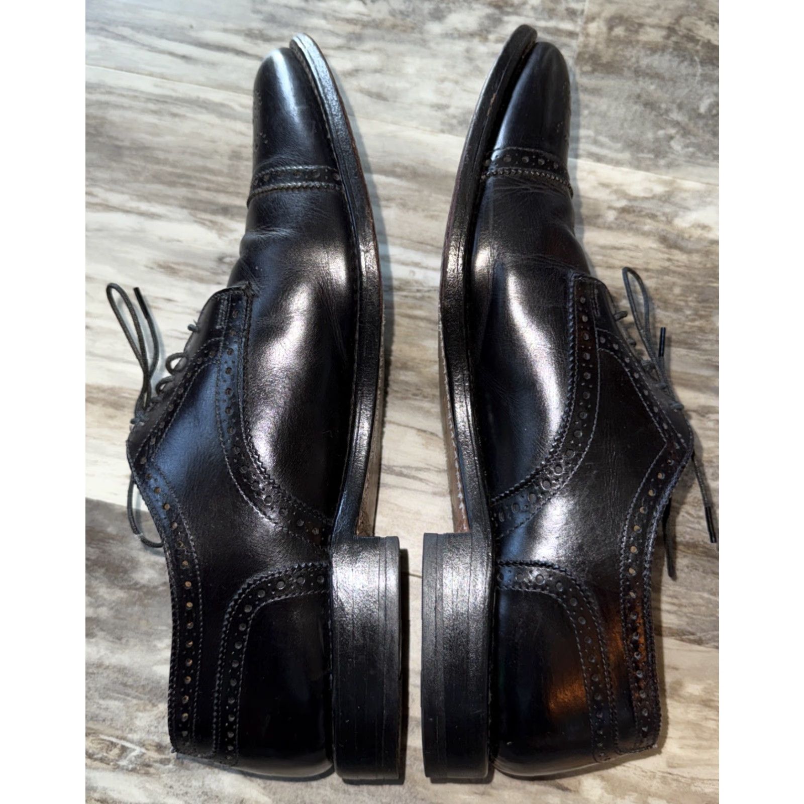 Allen Edmonds Allen Edmonds Sanford Black Cap Toe Brogue Oxford Dress Shoes Men 10.5 B US 10.5 Leather Lining Leather Upper Black / Dress / Business / Classic Size ONE SIZE - 6 Thumbnail