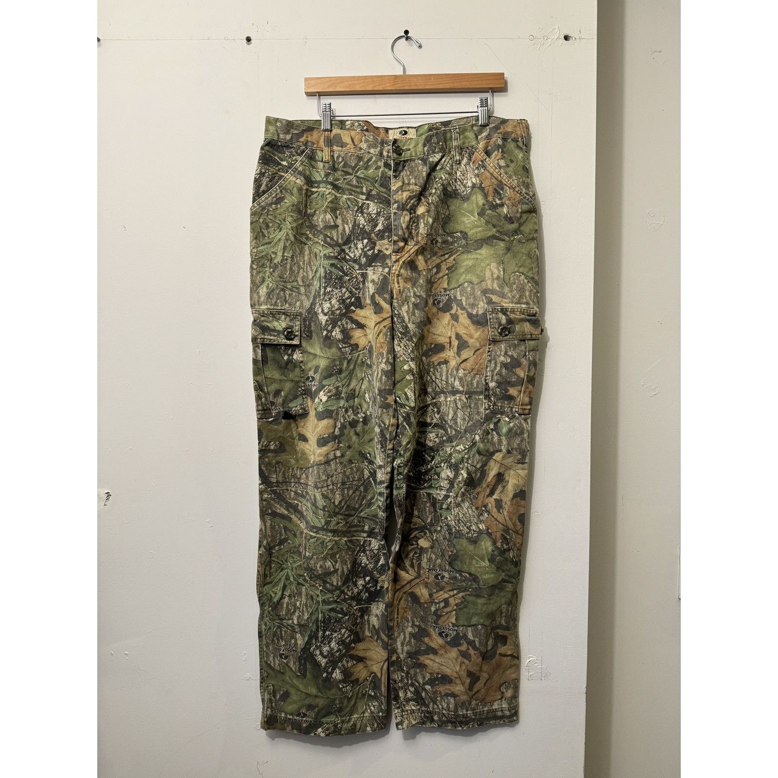 Vintage Vintage Mossy Oak Baggy Camo Cargo Pants ERD Grunge Chrome Size US 38 / EU 54 - 1 Thumbnail