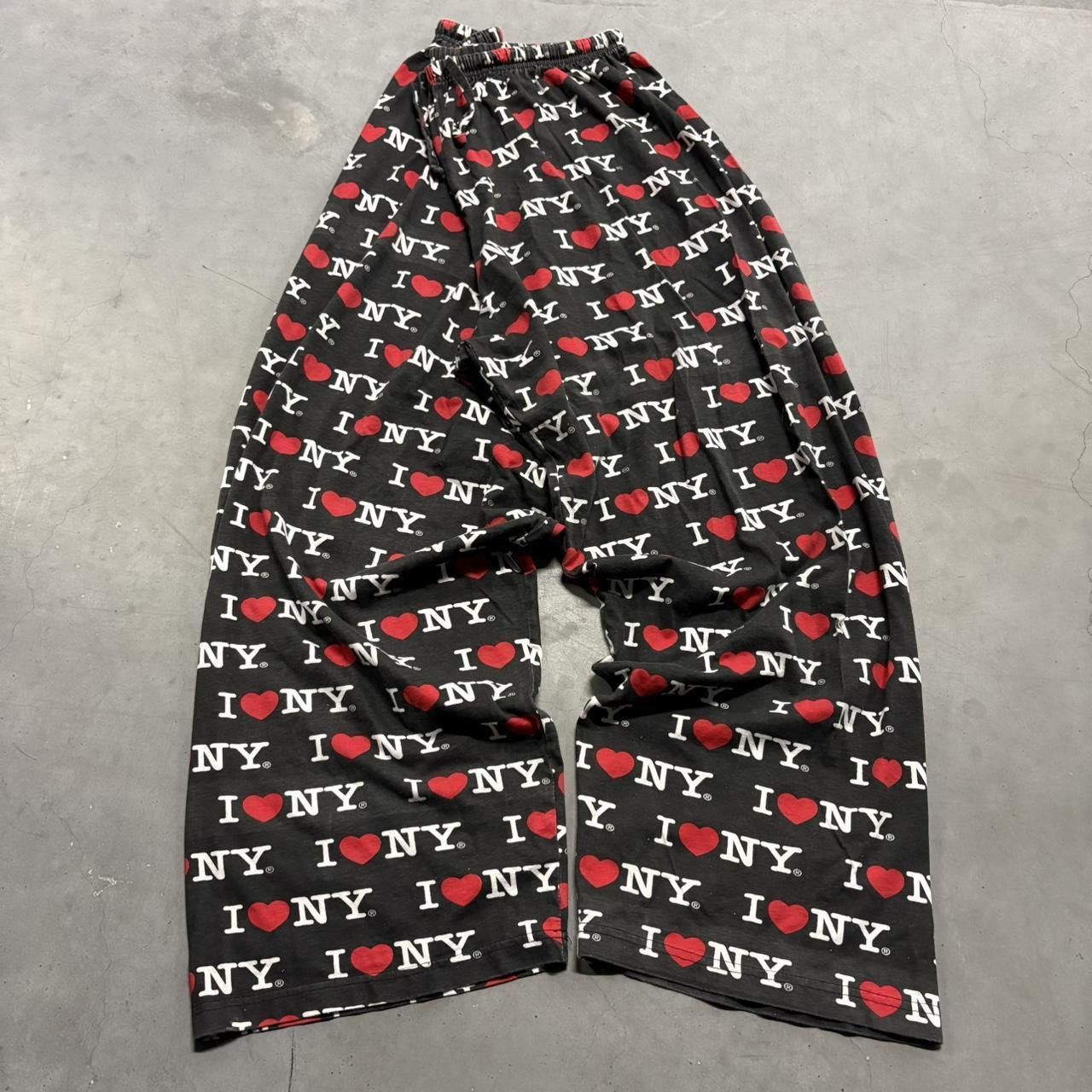 Vintage Vintage Y2K/2000s Baggy Wideleg Black I Heart New York Pajama SweatPants! Size US 34 / EU 50 - 2 Thumbnail