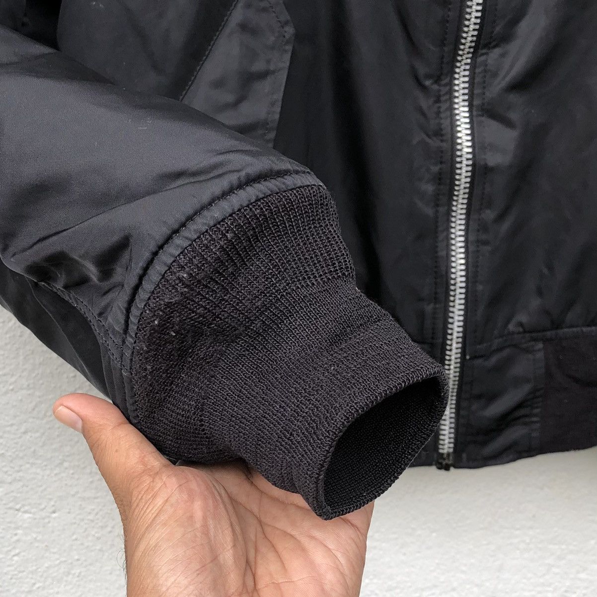 Alpha Industries Vintage MA-1 (USAF) Flyer's Intermediate Bomber Jacket Size US M / EU 48-50 / 2 - 14 Thumbnail