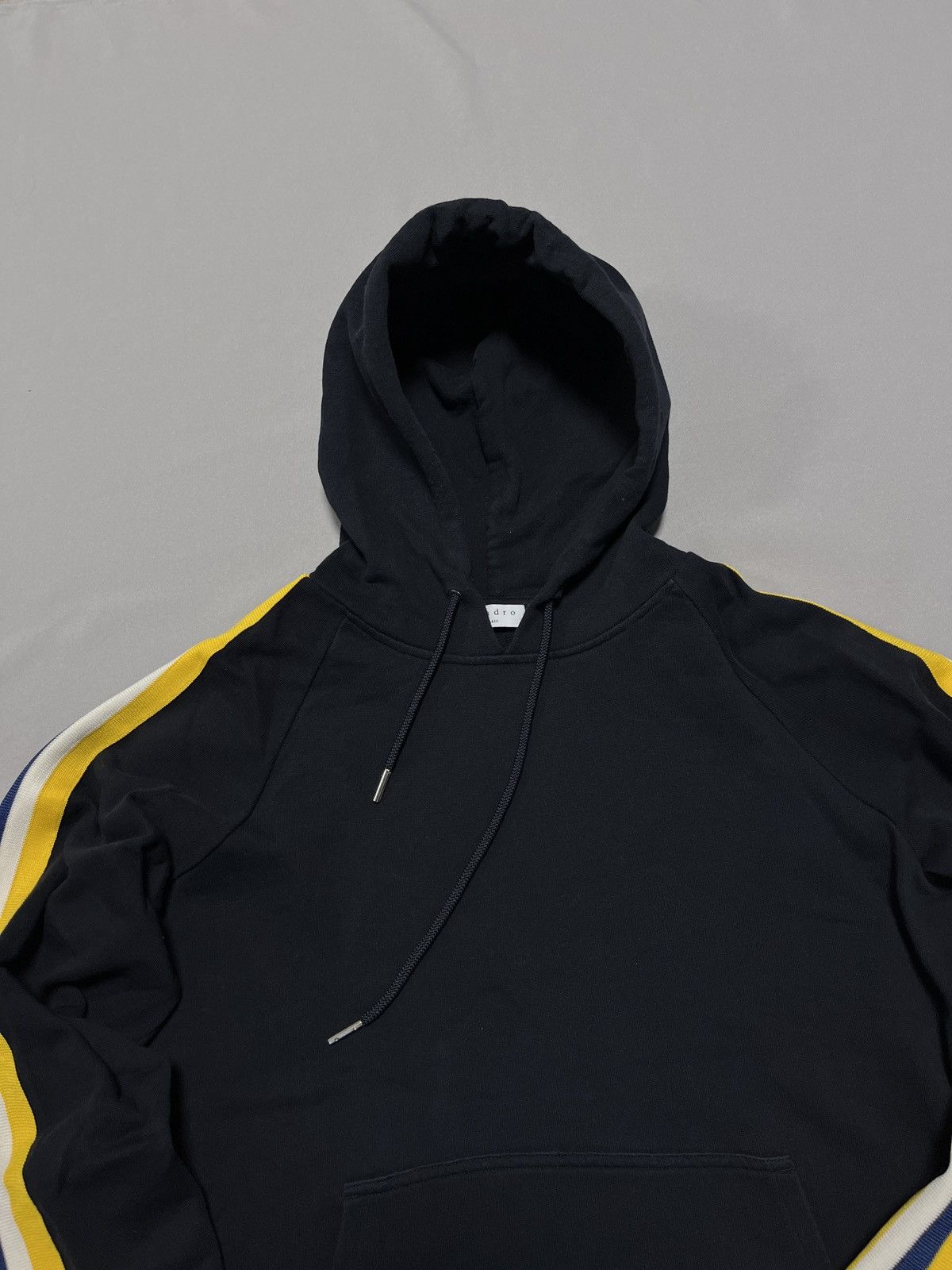Sandro Sandro Heavy Black Hoodie With Striped Sleeves Size US M / EU 48-50 / 2 - 5 Thumbnail