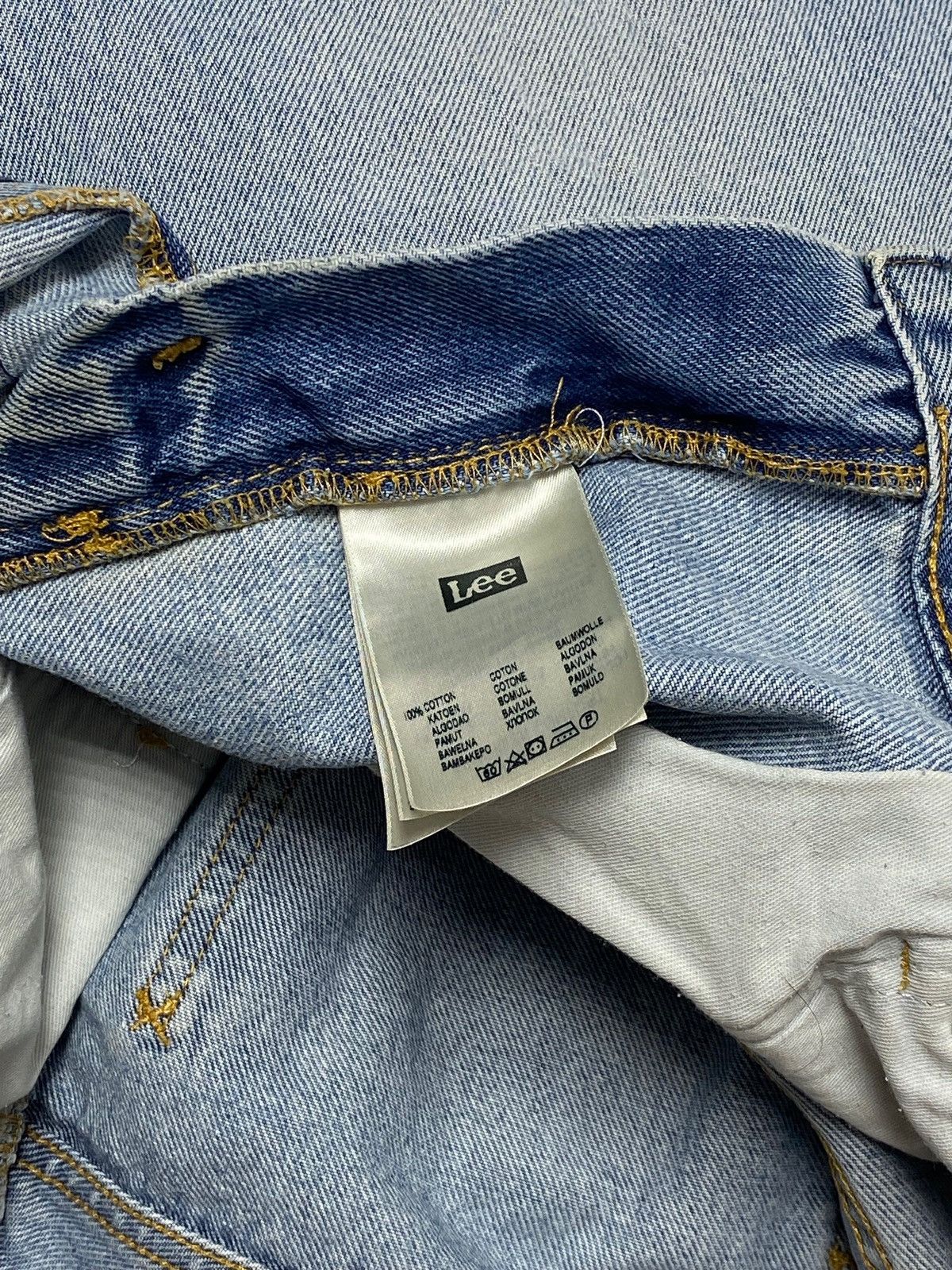Jean Vintage LEE Light Washed Denim Jeans Wide Baggy Size US 36 / EU 52 - 7 Thumbnail