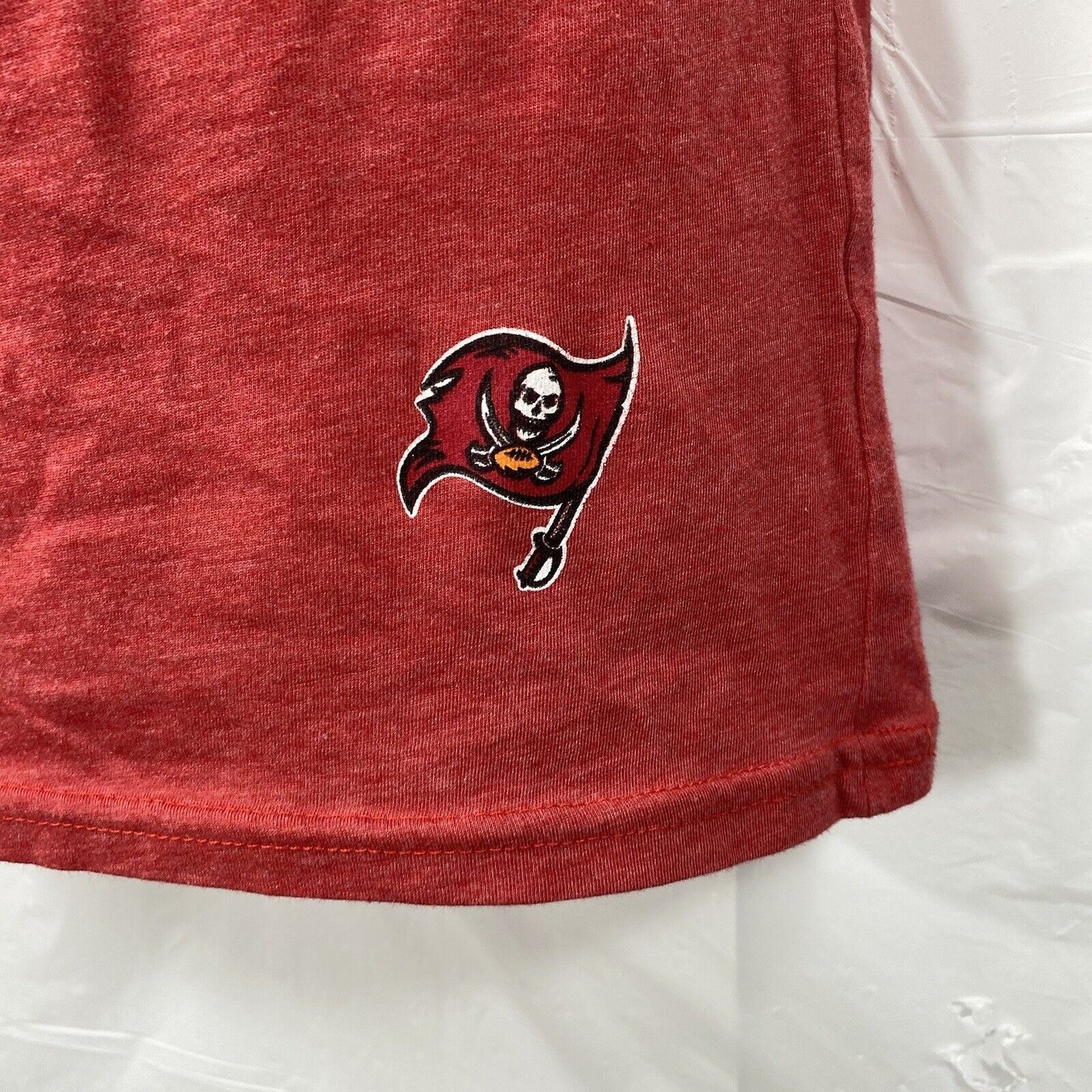 Reebok Reebok Tampa Bay Buccaneers Medium Buccaneers Graphic TShirt Size M / US 6-8 / IT 42-44 - 5 Thumbnail