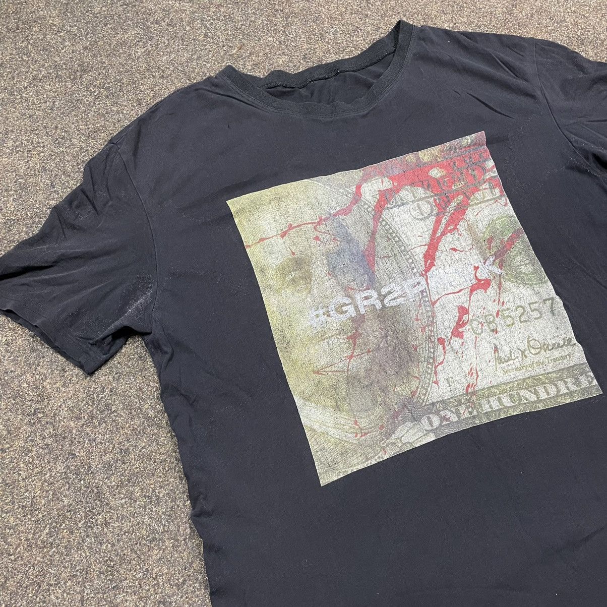 Vintage Y2K Rare Graphic Tee Graffiti Art Gang Streetwear XL (54) Size US XL / EU 56 / 4 - 2 Thumbnail
