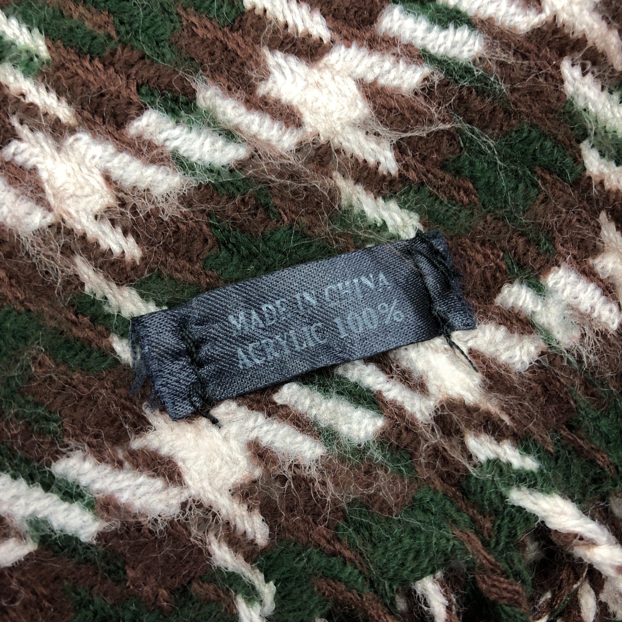 Japanese Brand Vintage Nicola Valentino Scarf Houndstooth Wool Scarves Size ONE SIZE - 5 Thumbnail