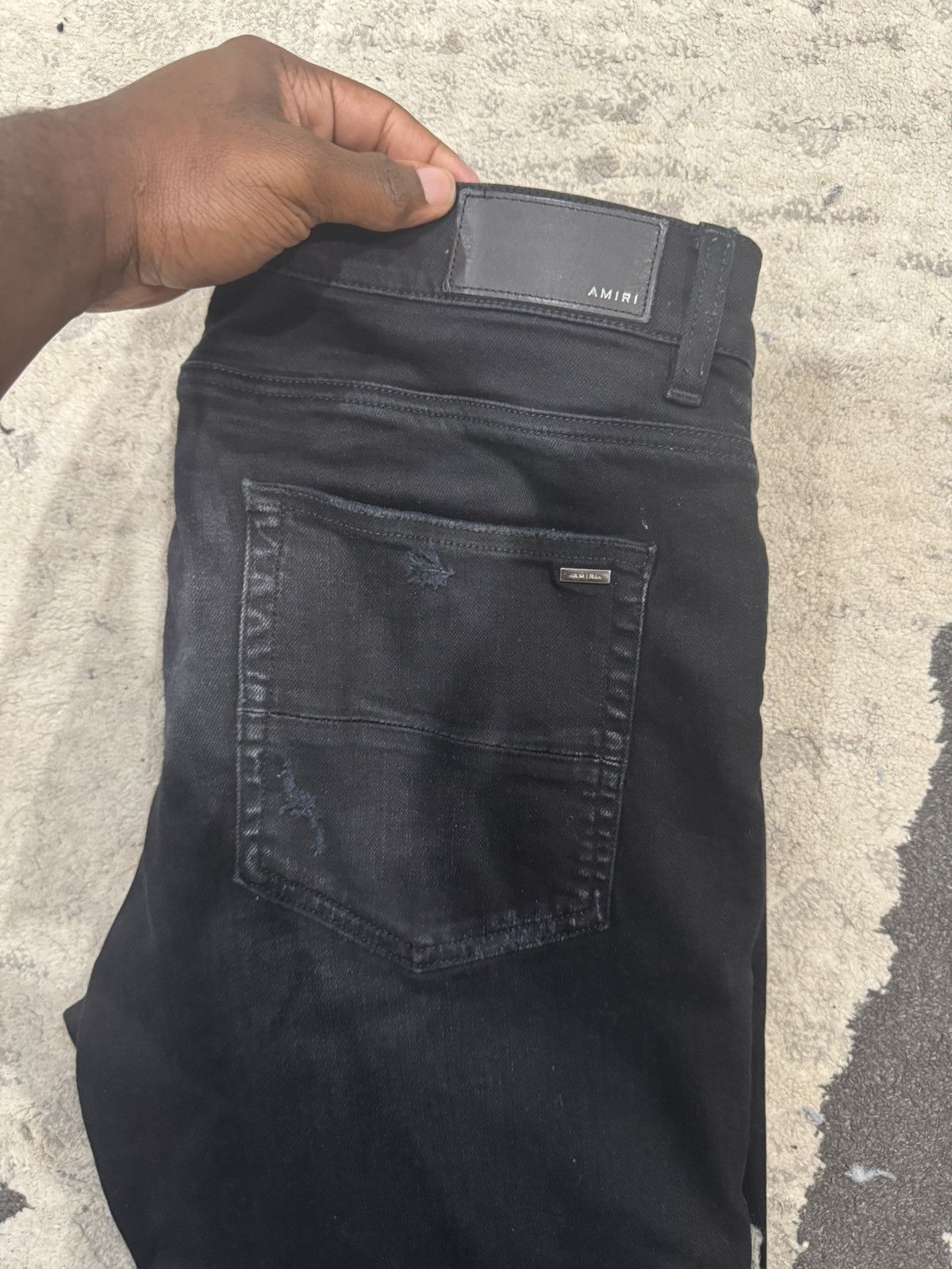 Amiri AMIRI VARSITY LOGO PATCH MEN'S DESTROYED BLACK SKINNY JEANS Size US 34 / EU 50 - 7 Thumbnail