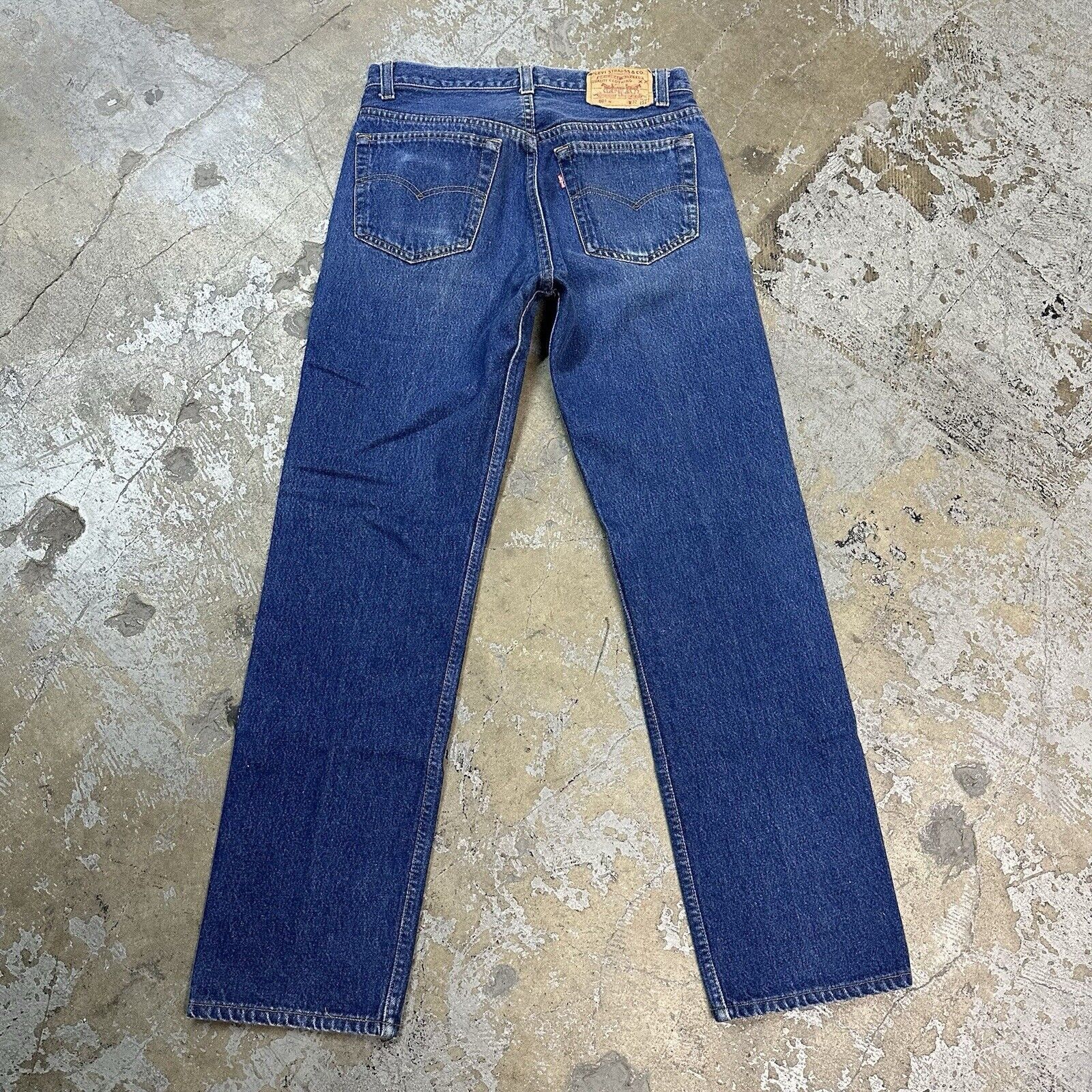 Levi's × Vintage Vintage Levi’s 501 Faded Dark Wash Denim Jeans 32x34 Size US 32 / EU 48 - 4 Thumbnail
