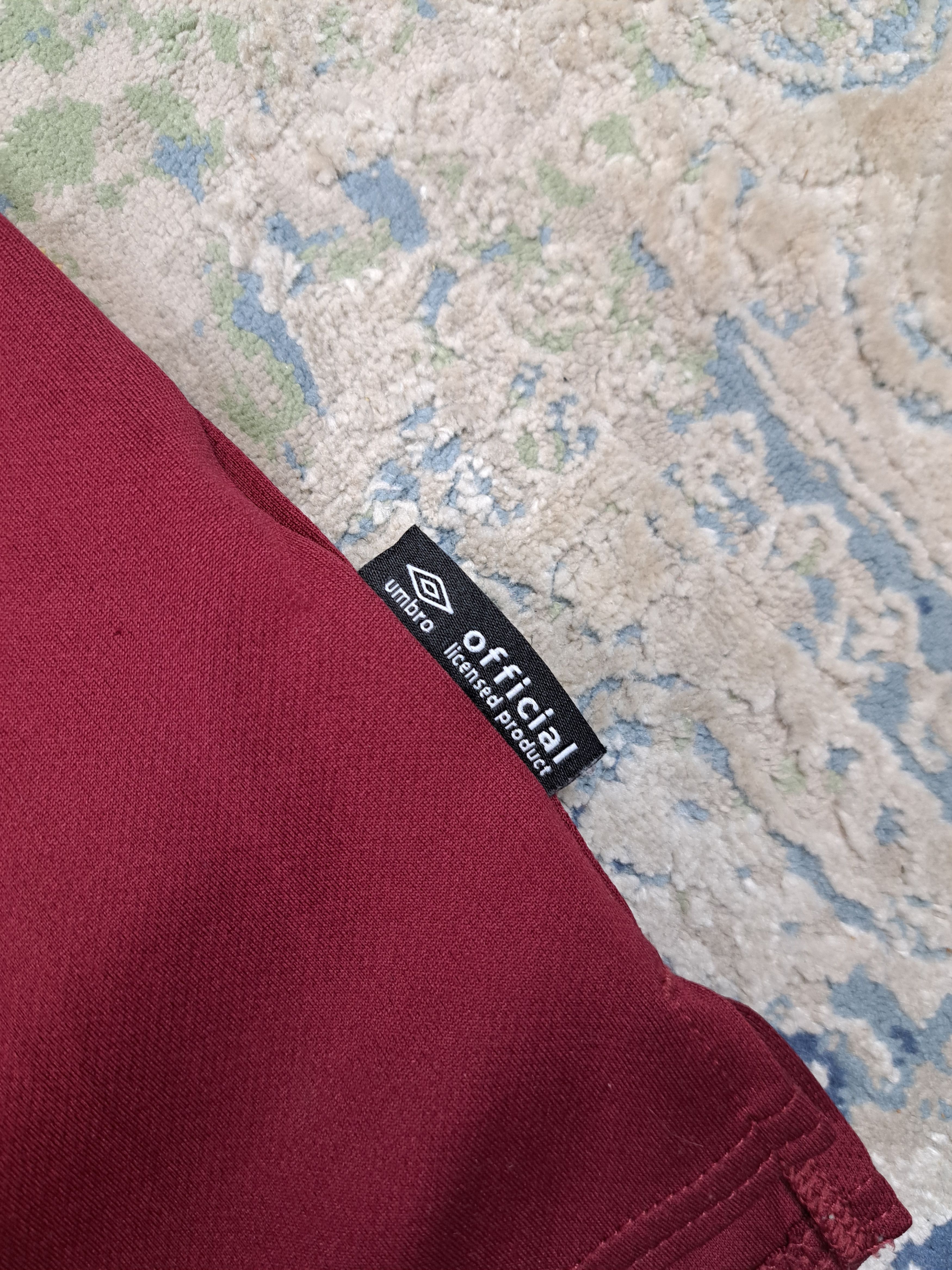 Umbro Burnley 2020 Home Kit Soccer Jersey Blokecore Size US XXL / EU 58 / 5 - 8 Thumbnail