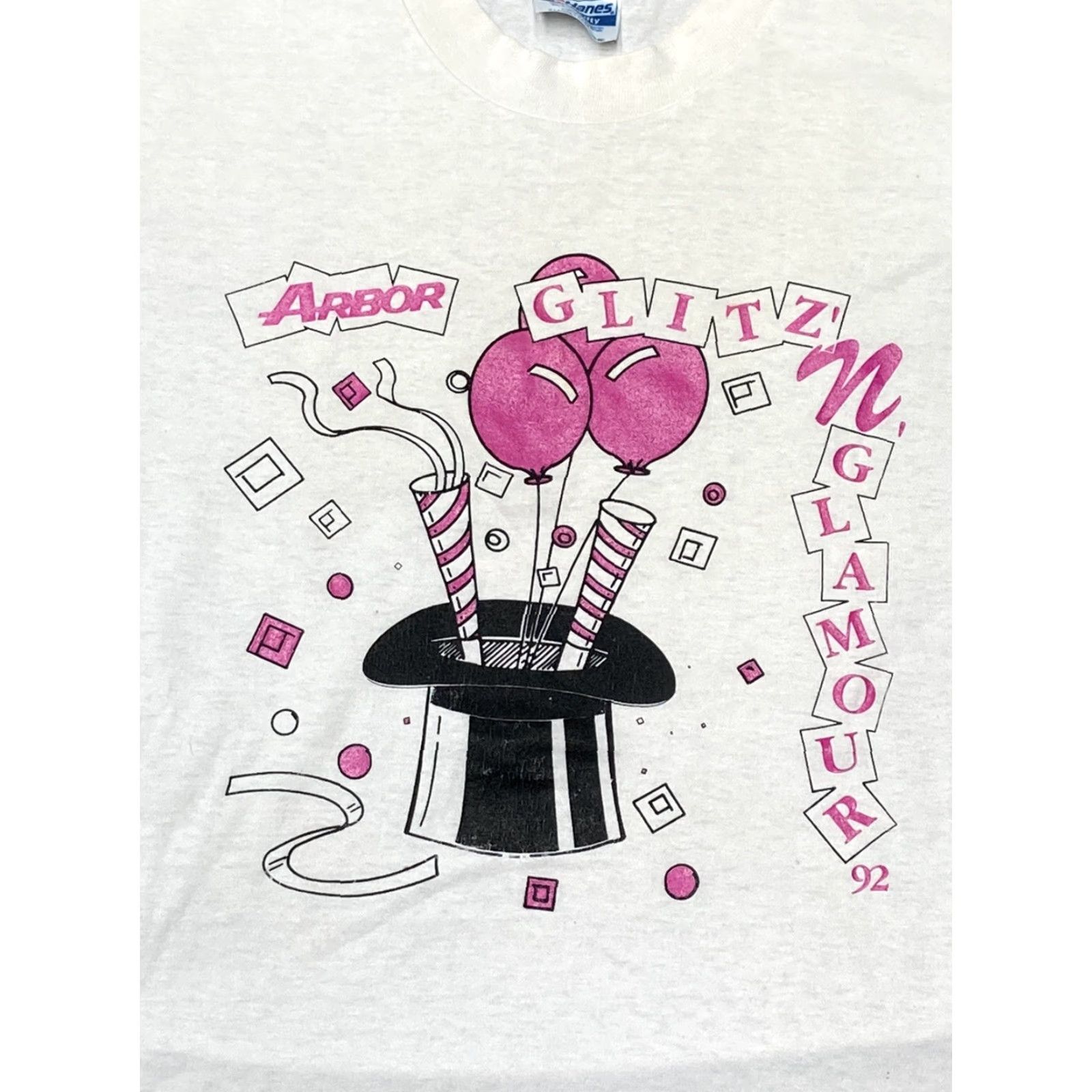 Hanes VINTAGE Hanes fifty fifty fashion show T-Shirt Men XL White Glitz Glamour Magic Hat 50/50 G2 Size US XL / EU 56 / 4 - 2 Thumbnail