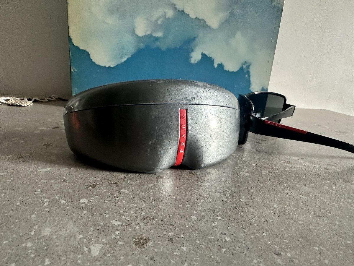 Prada Prada vintage sunglasses in perfect condition made in Italy Size ONE SIZE - 15 Thumbnail