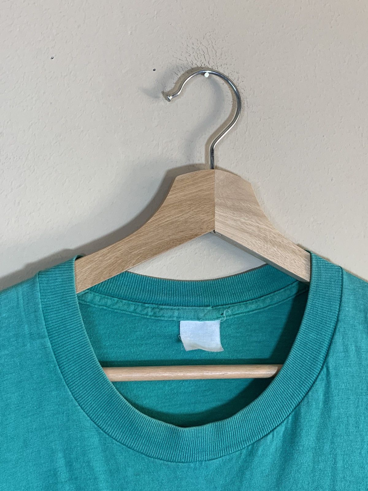 Vintage *RARE* Vintage 70’s Turquoise Single Stitch Pocket T-Shirt Size US L / EU 52-54 / 3 - 6 Thumbnail
