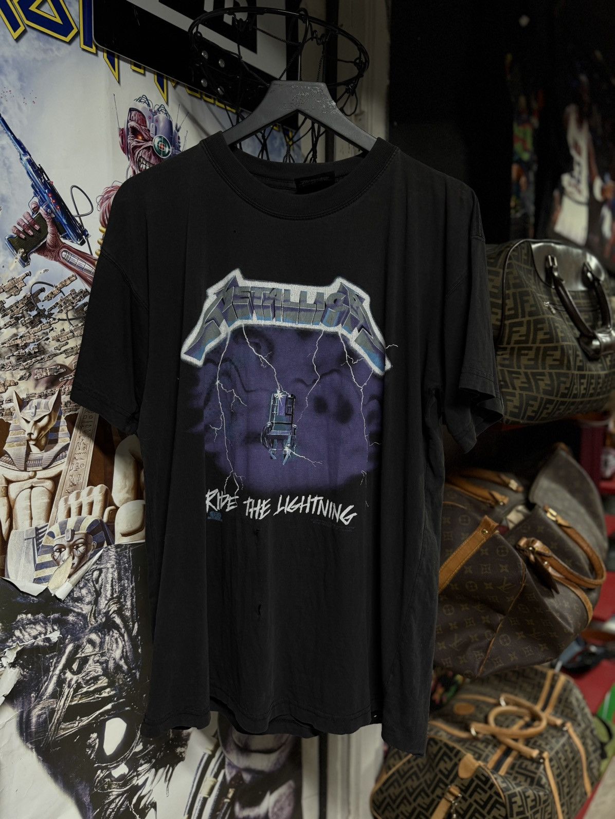 Vintage Vintage 1994 Metallica Ride The Lightning Band T-Shirt Large Size US L / EU 52-54 / 3 - 9 Thumbnail