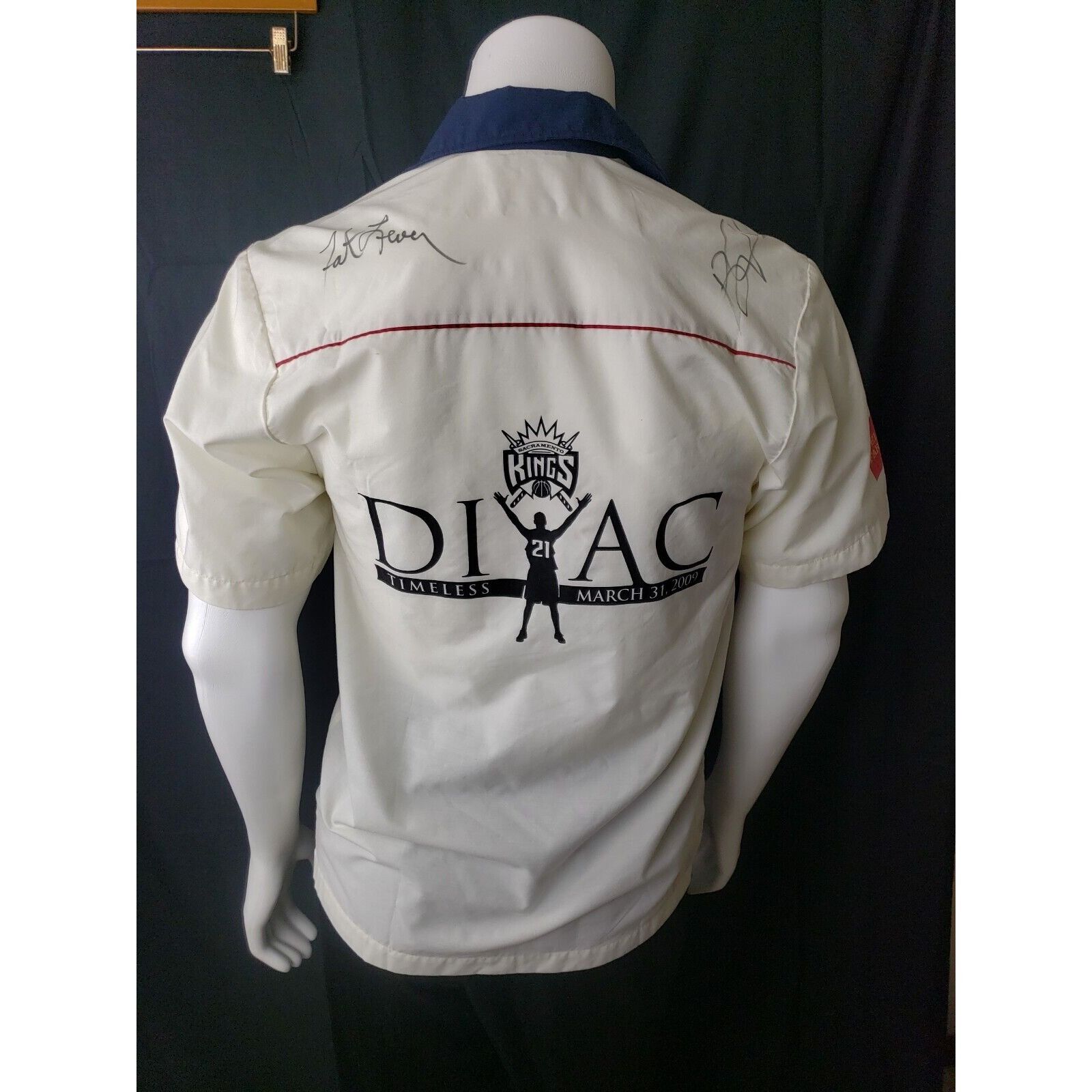 Other Vintage Bowling Shirt Sacramento Kings Charity Signed Mens S Size US S / EU 44-46 / 1 - 7 Thumbnail